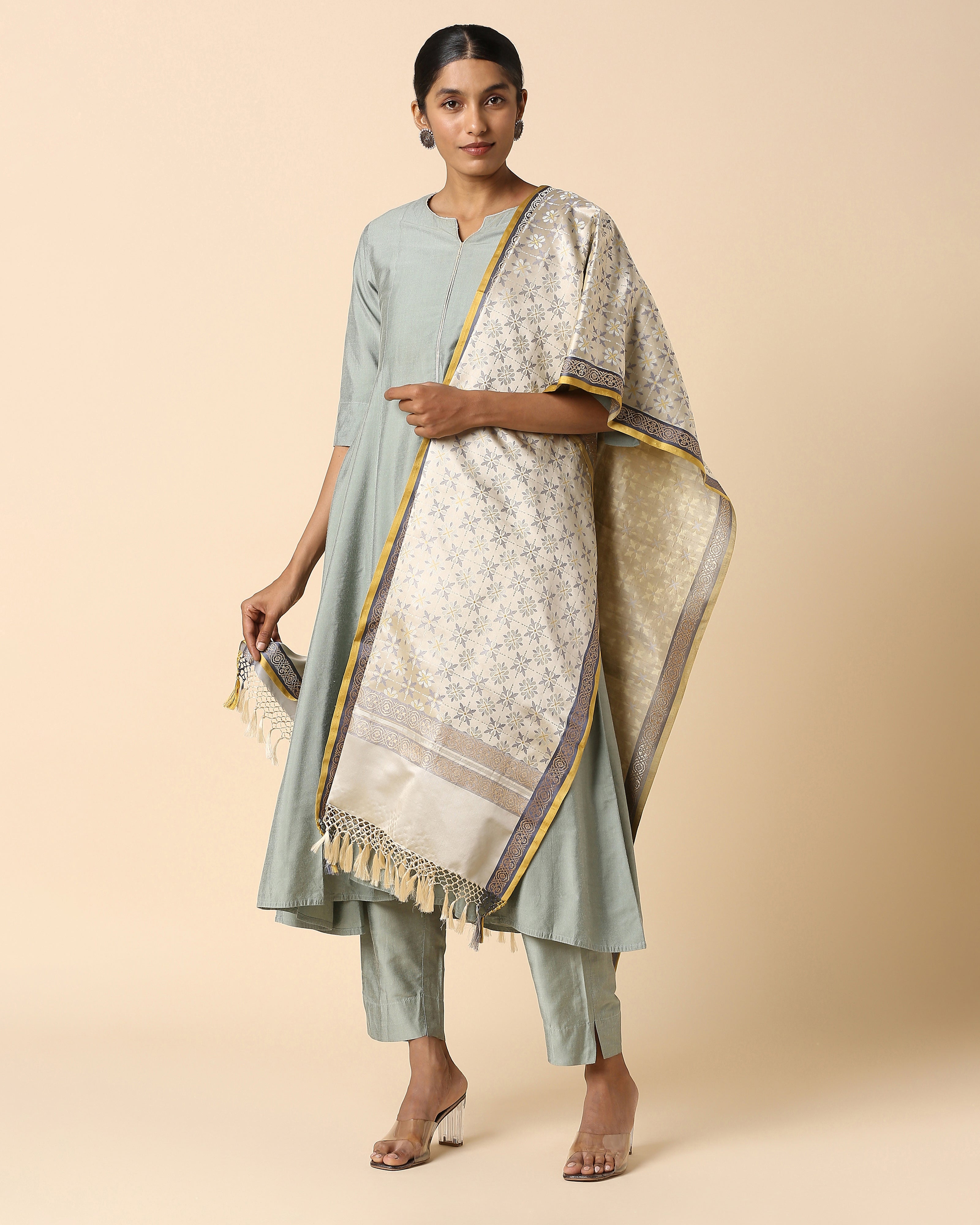 Fahar Banarasi Tanchoi And Kadwa Silk Dupatta