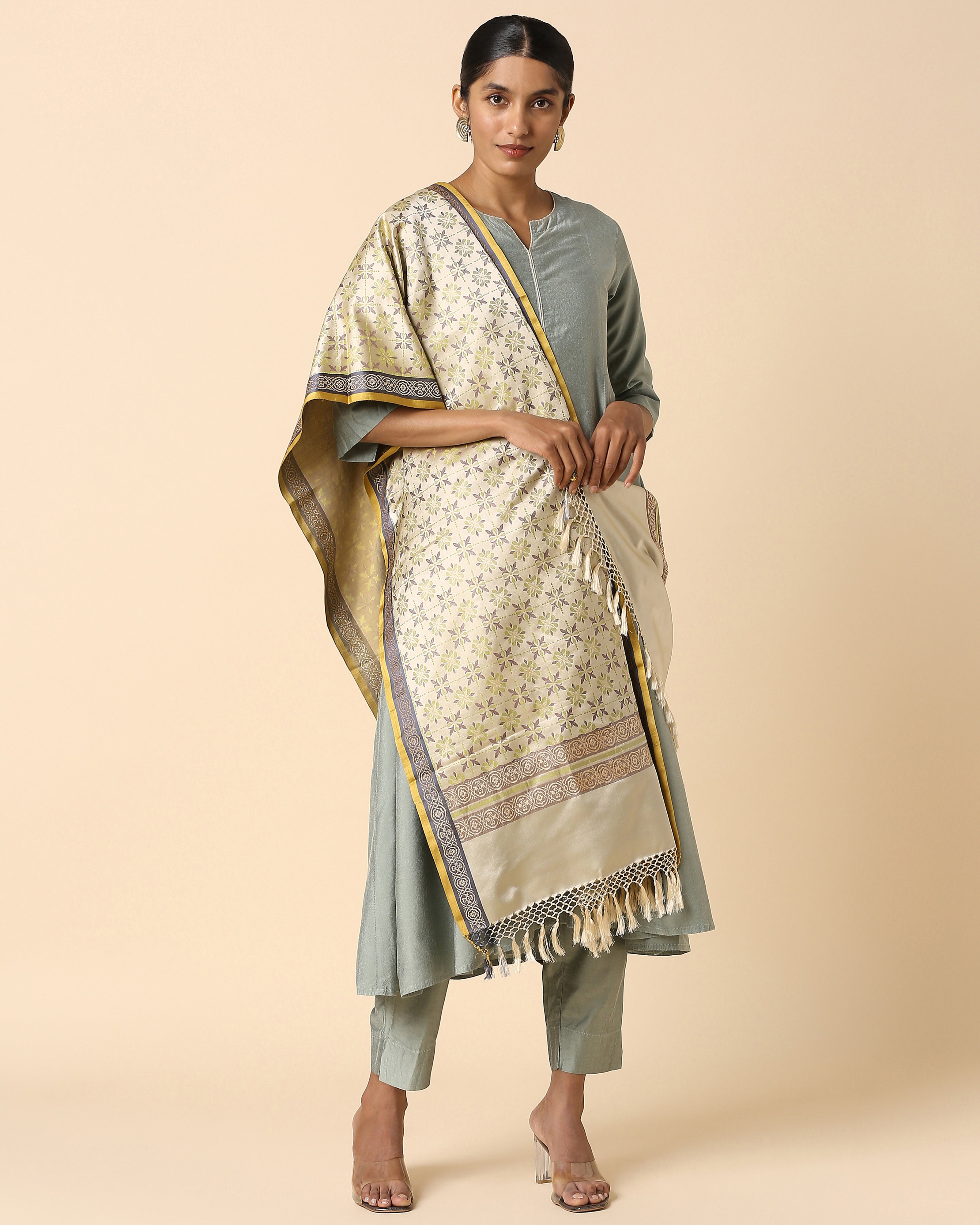 Fahar Banarasi Tanchoi And Kadwa Silk Dupatta