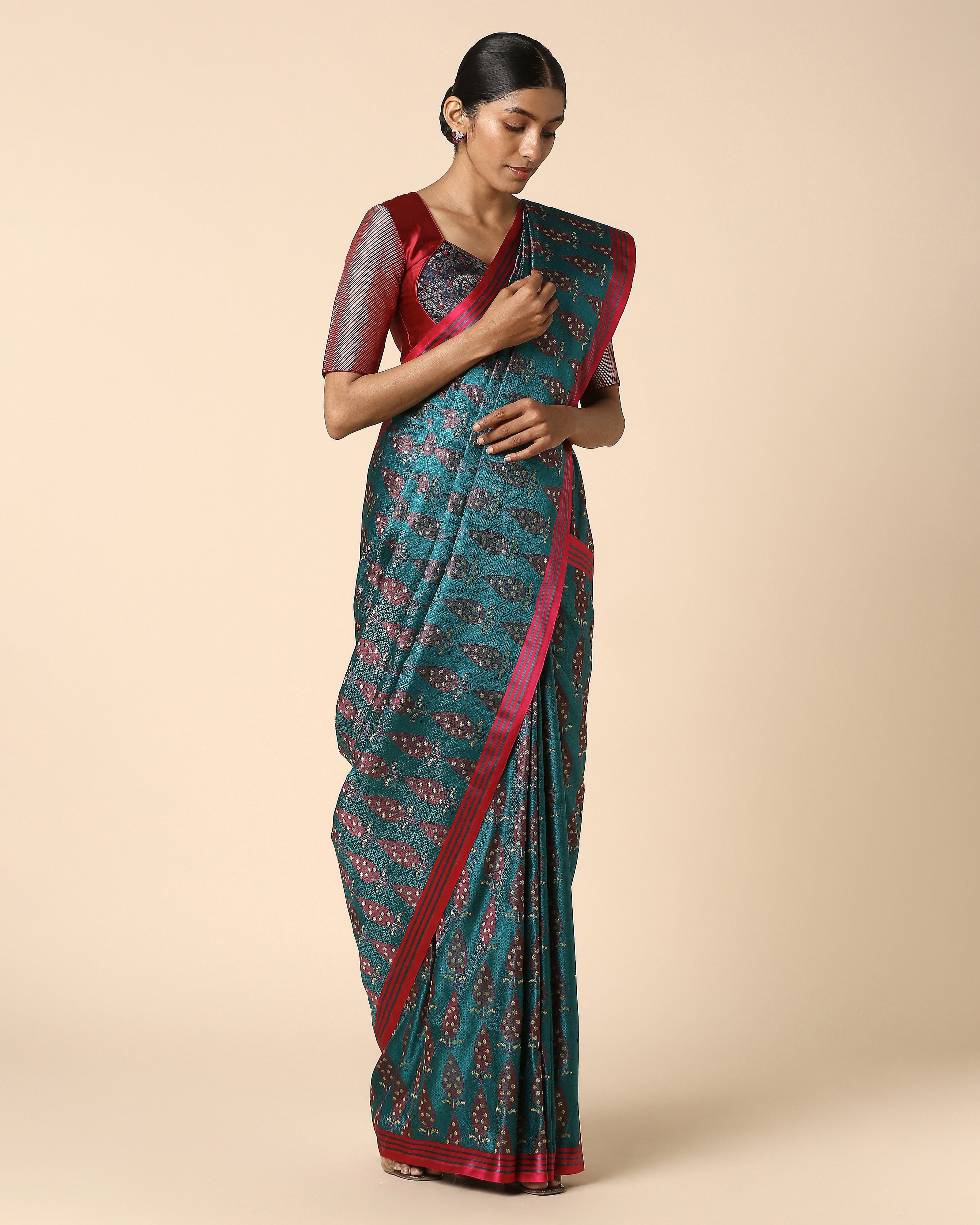 Abirah Banarasi Tanchoi Silk Saree