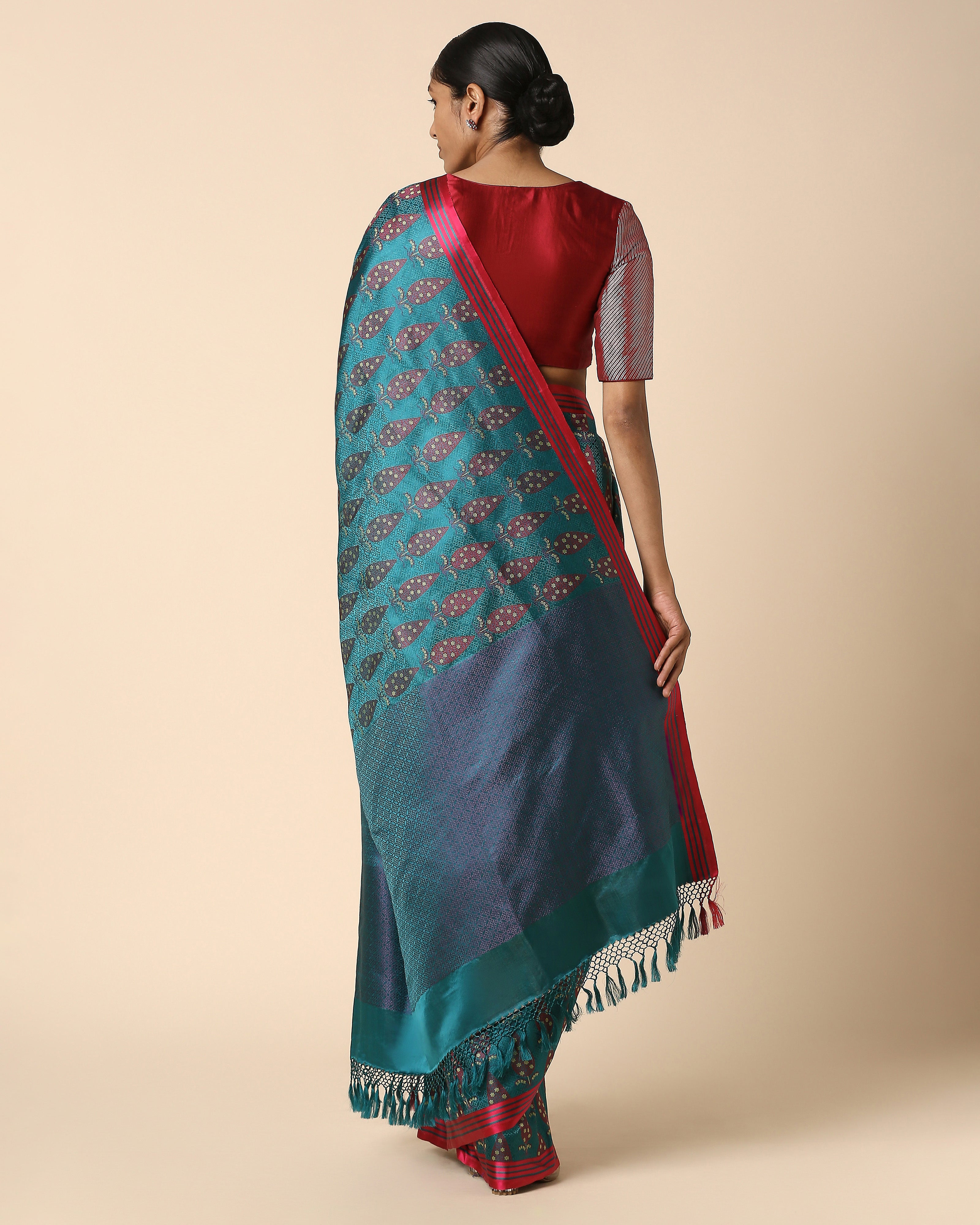 Abirah Banarasi Tanchoi Silk Saree