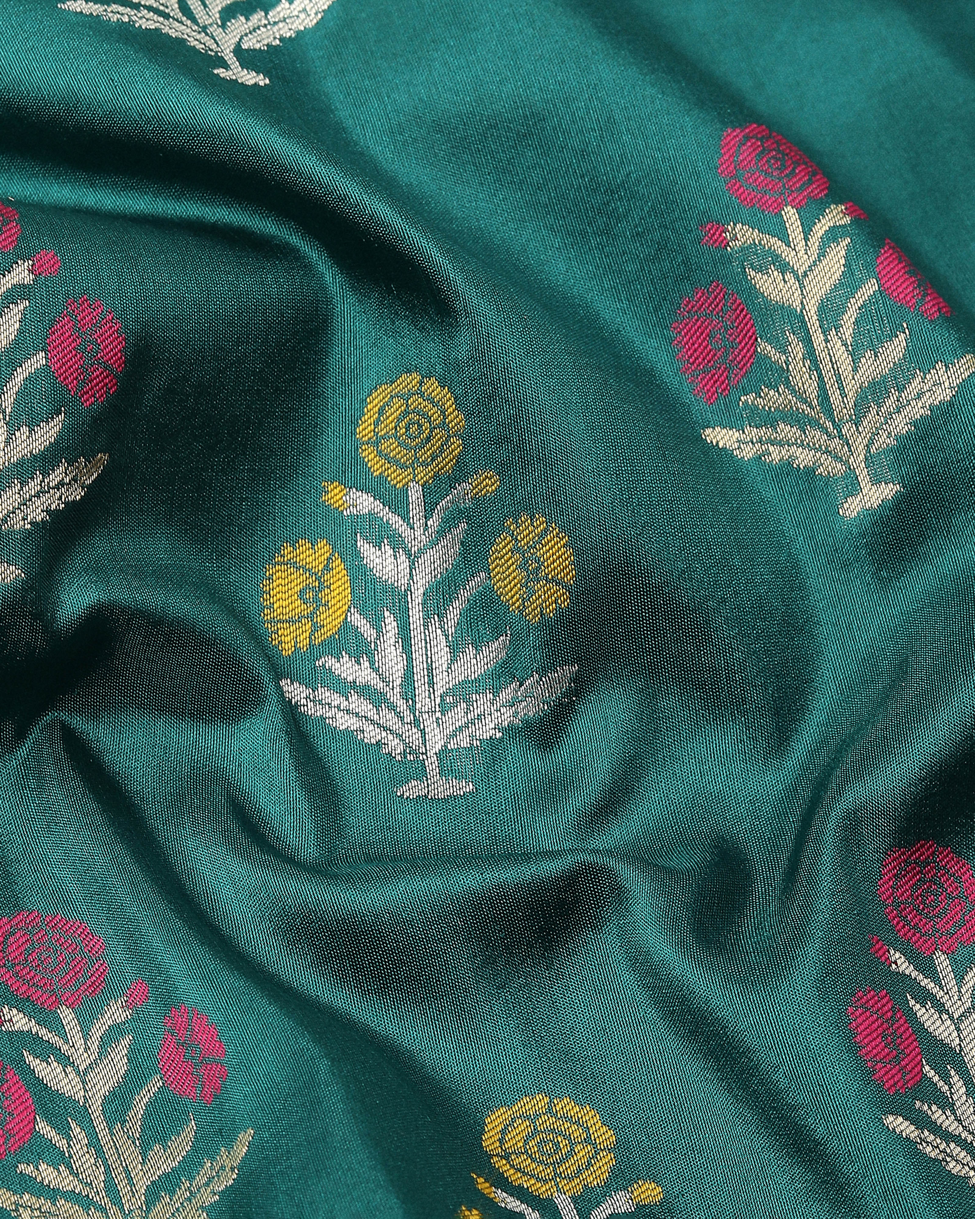 Inayah Banarasi Cutwork Silk Saree