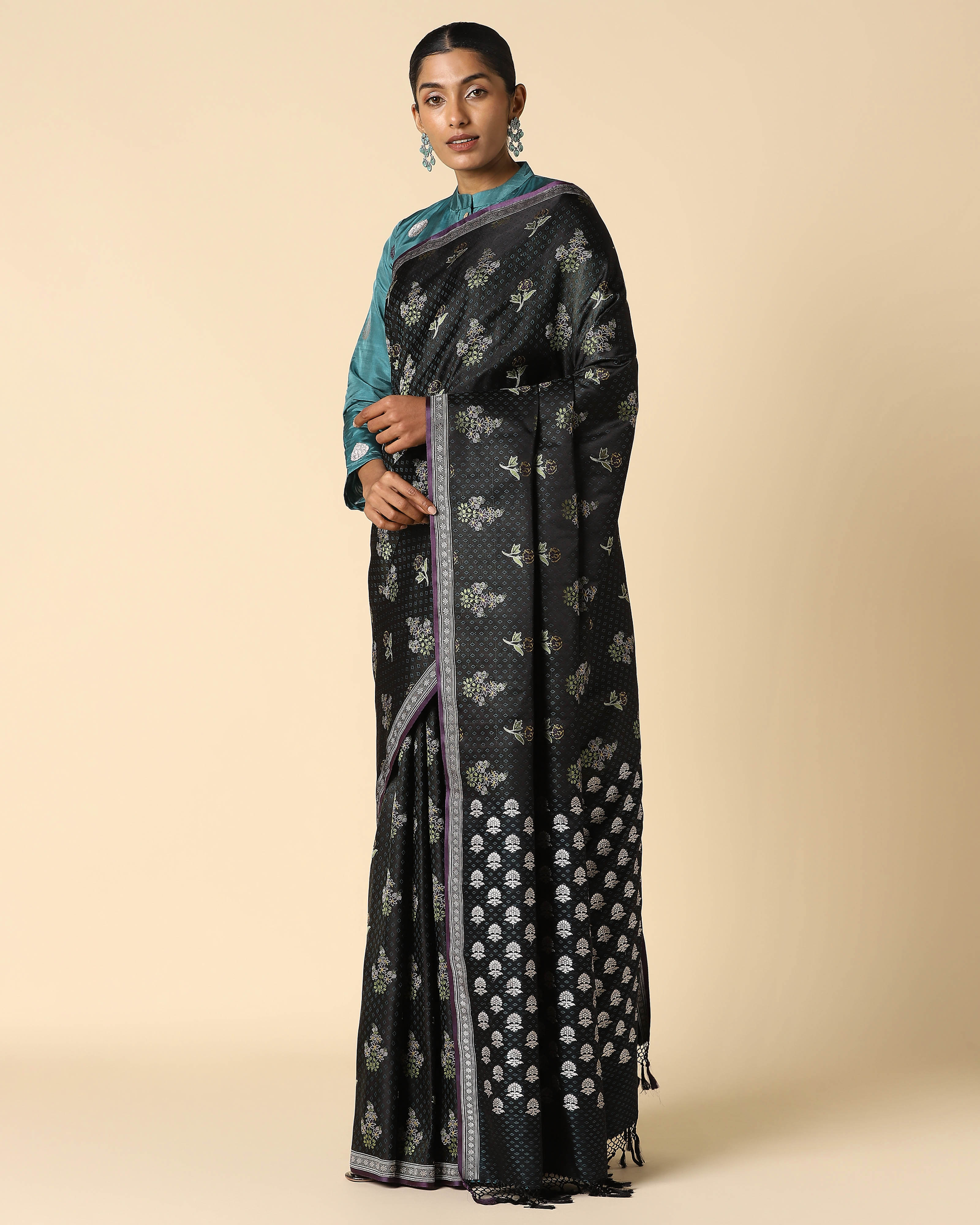Shamiksha Banarasi Tanchoi And Kadwa Silk Saree