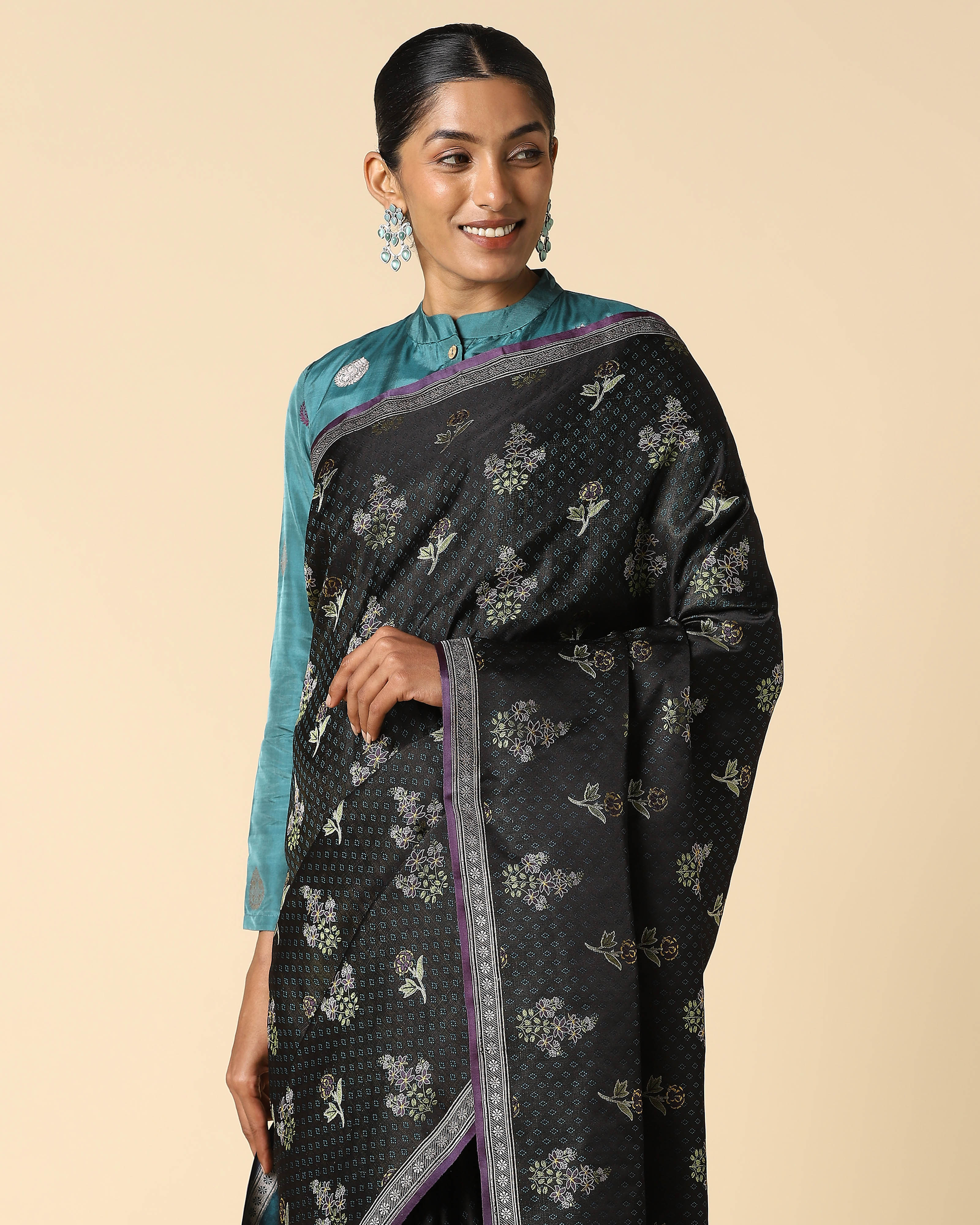 Shamiksha Banarasi Tanchoi And Kadwa Silk Saree