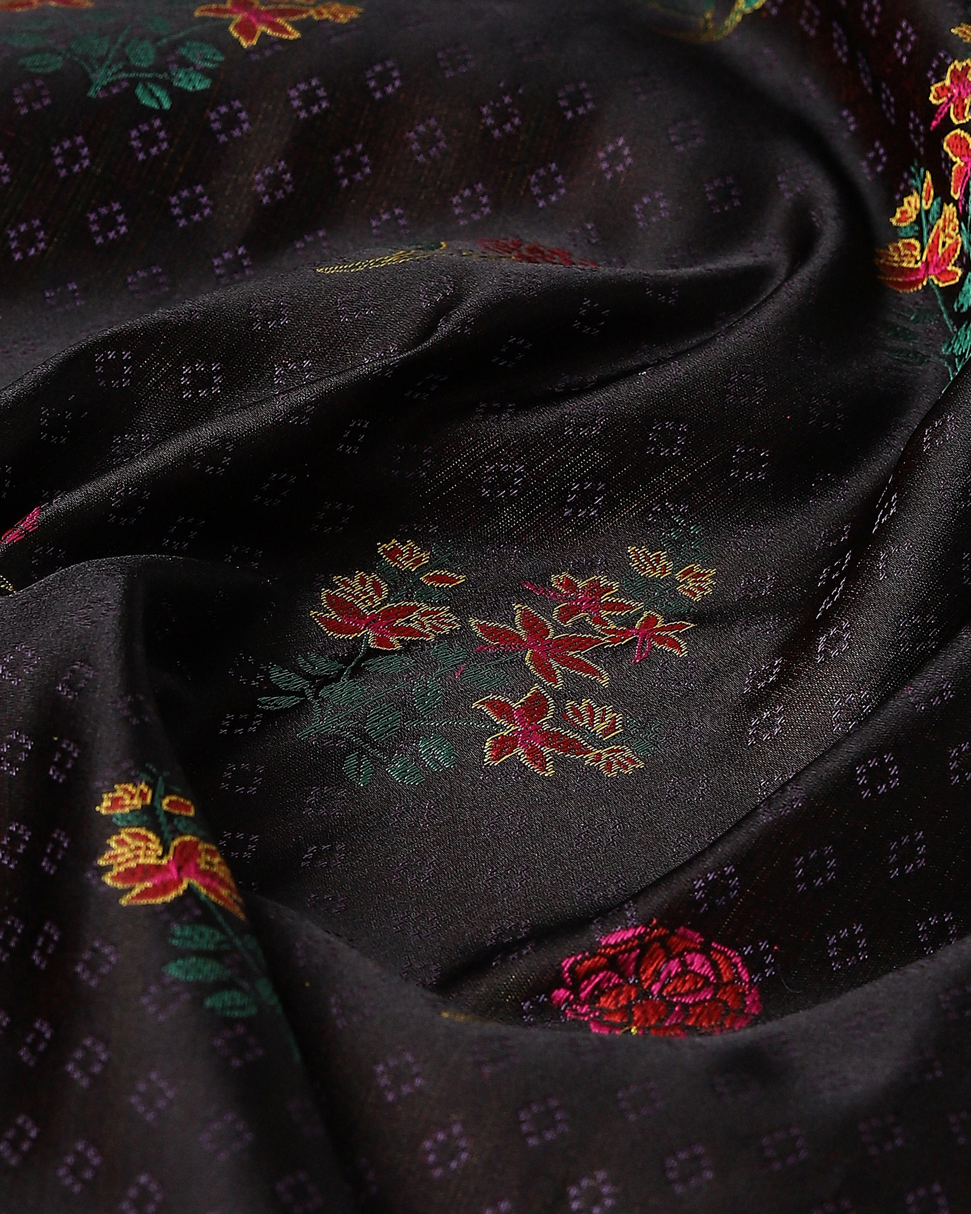 Shamiksha Banarasi Tanchoi And Kadwa Silk Saree