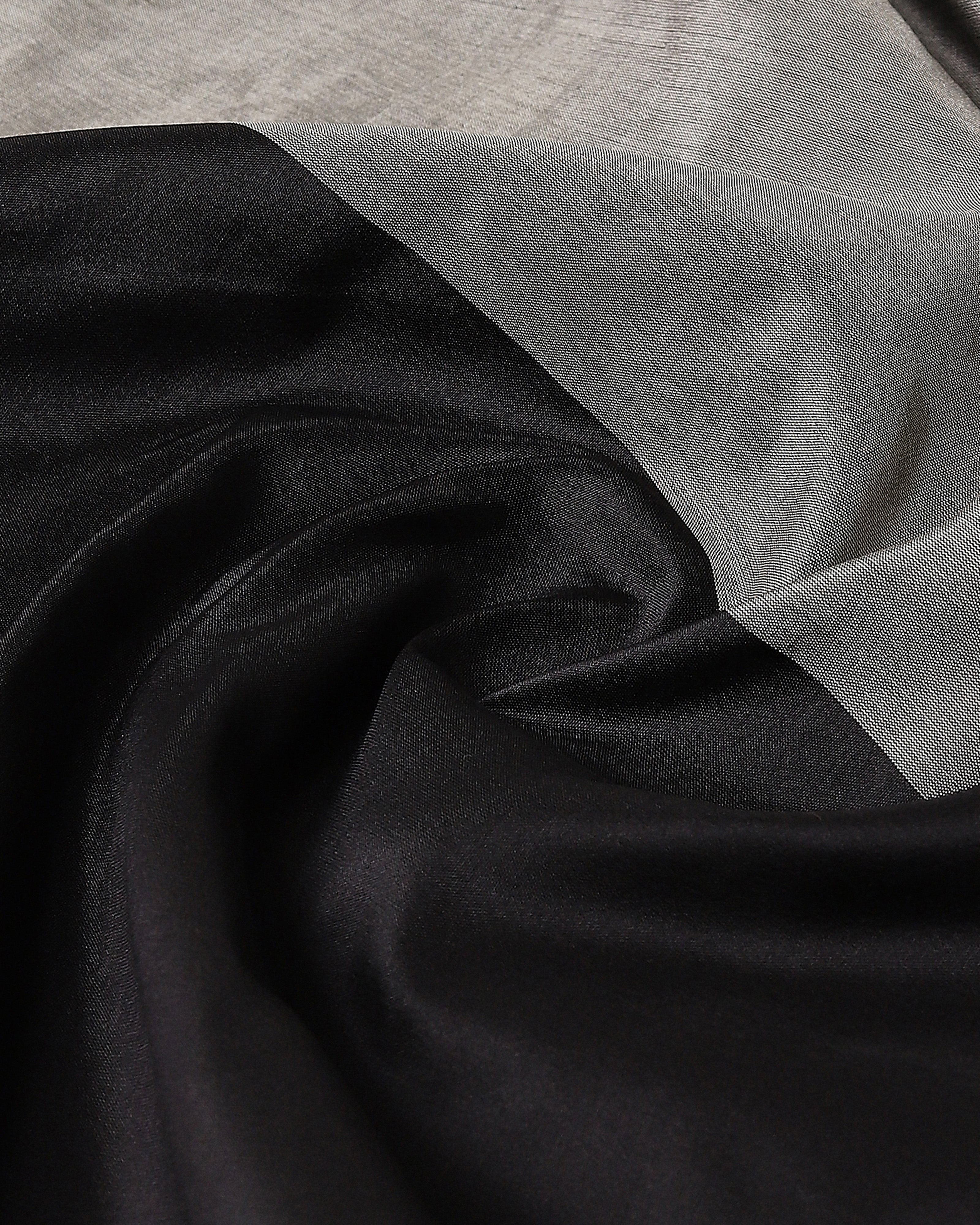 Jasna Banarasi Kadwa Silk Saree