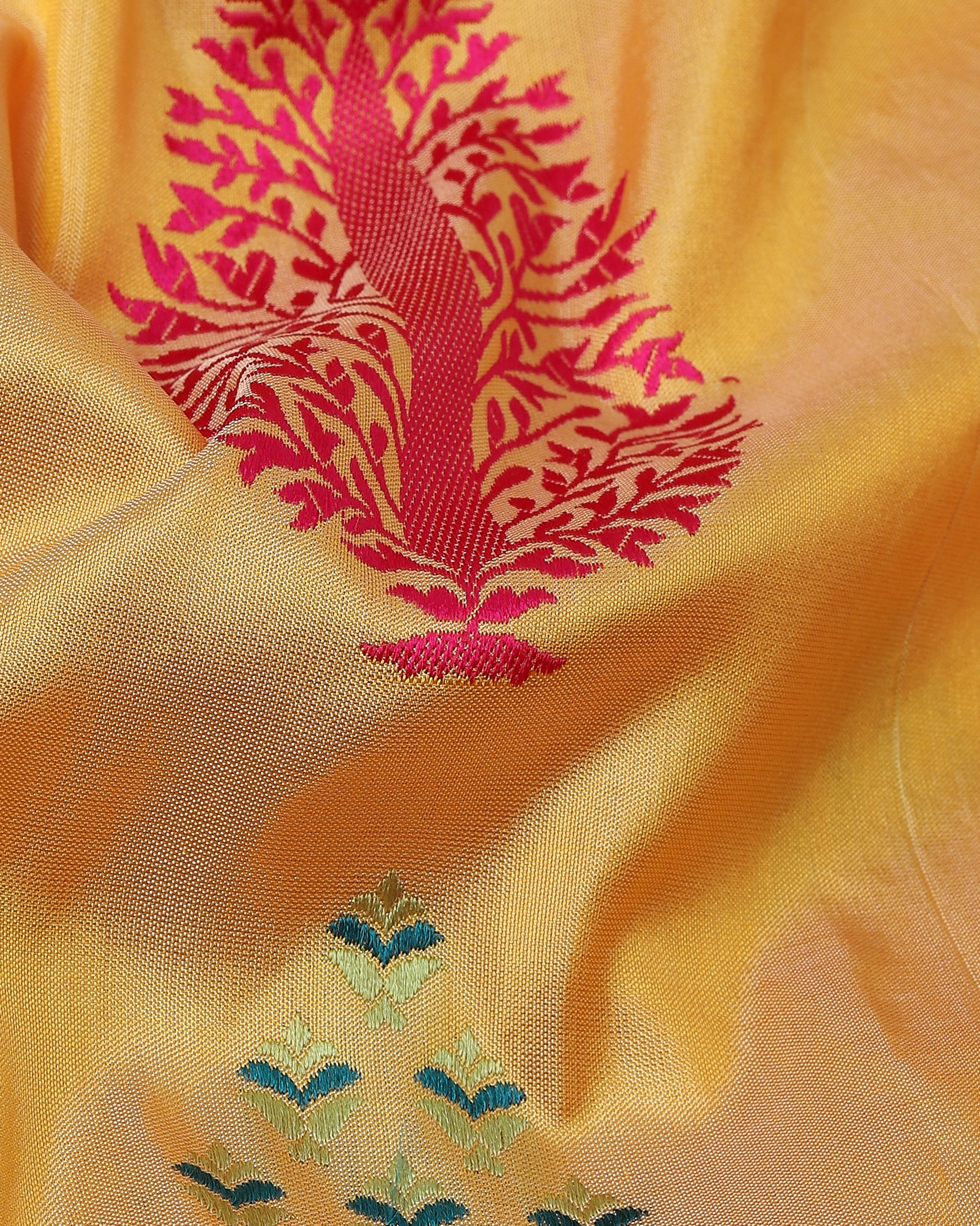 Karalika Banarasi Kadwa Silk Saree