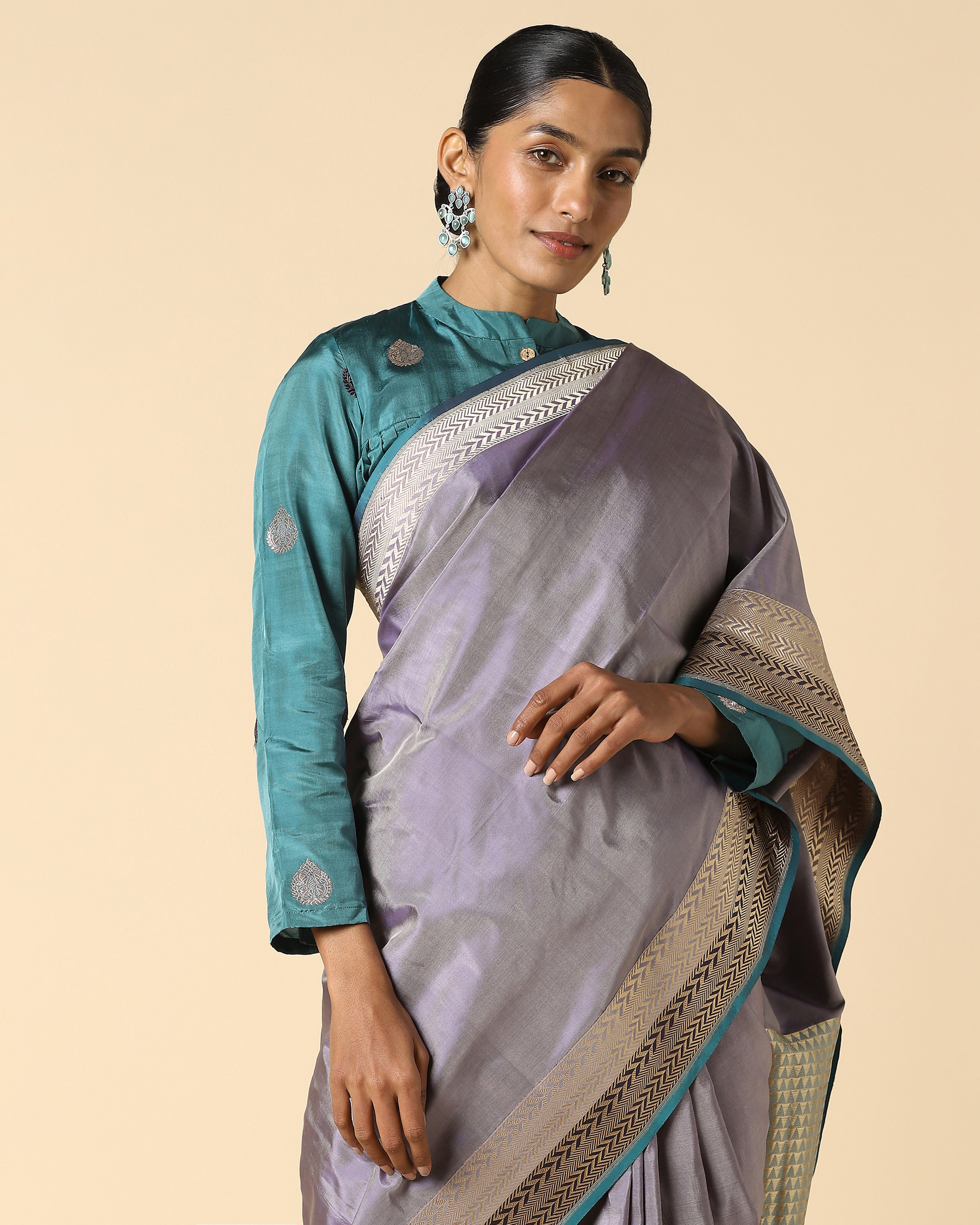 Ujjala Banarasi Kadwa Silk Saree