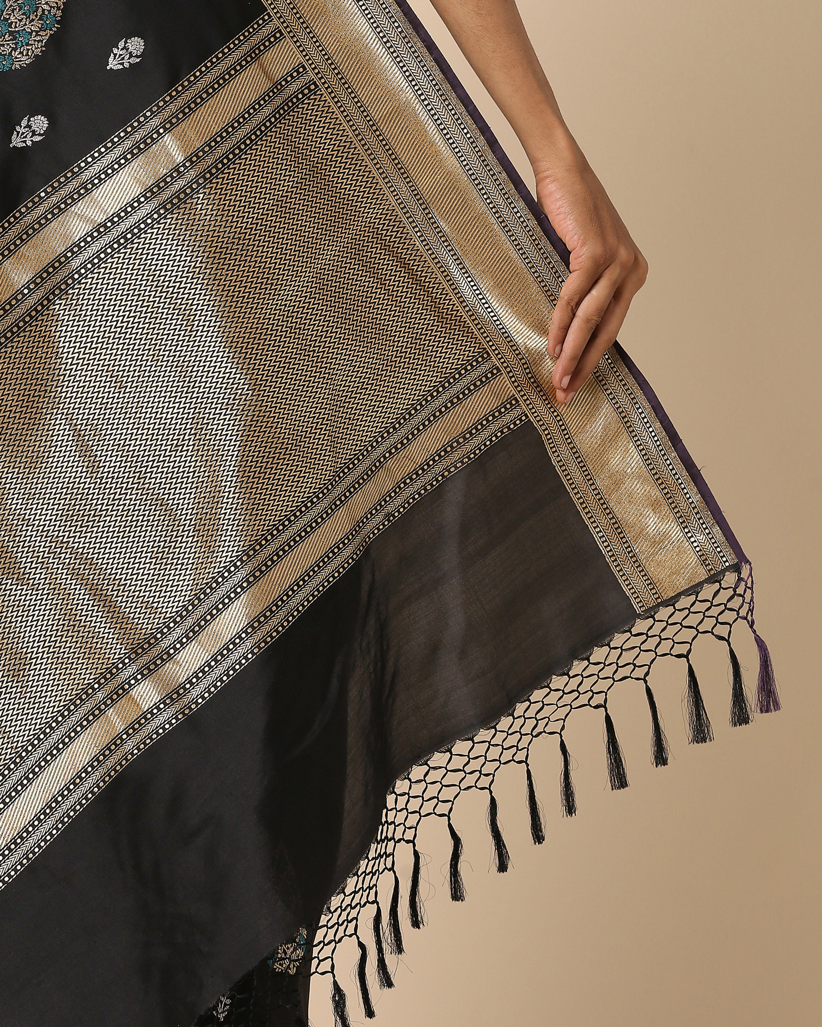 Faiza Banarasi Kadwa Silk Saree