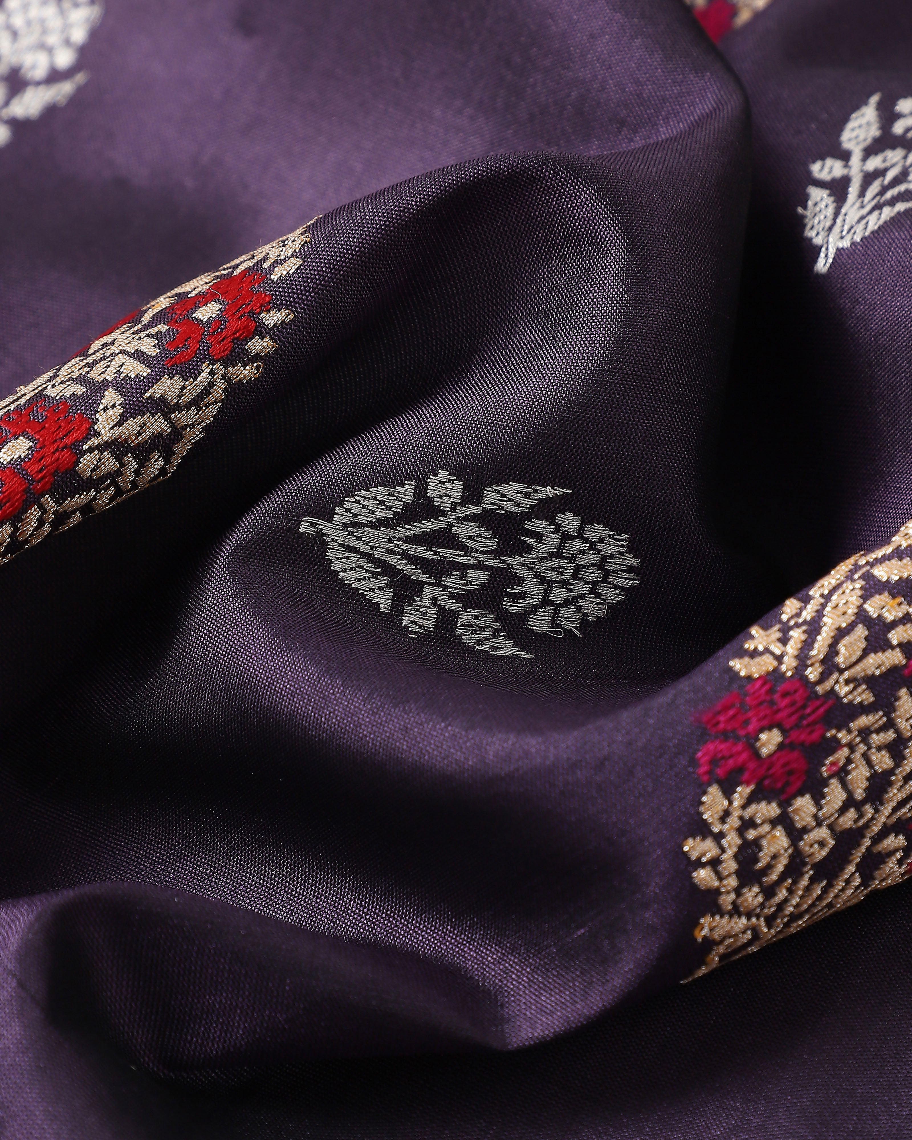 Faiza Banarasi Kadwa Silk Saree