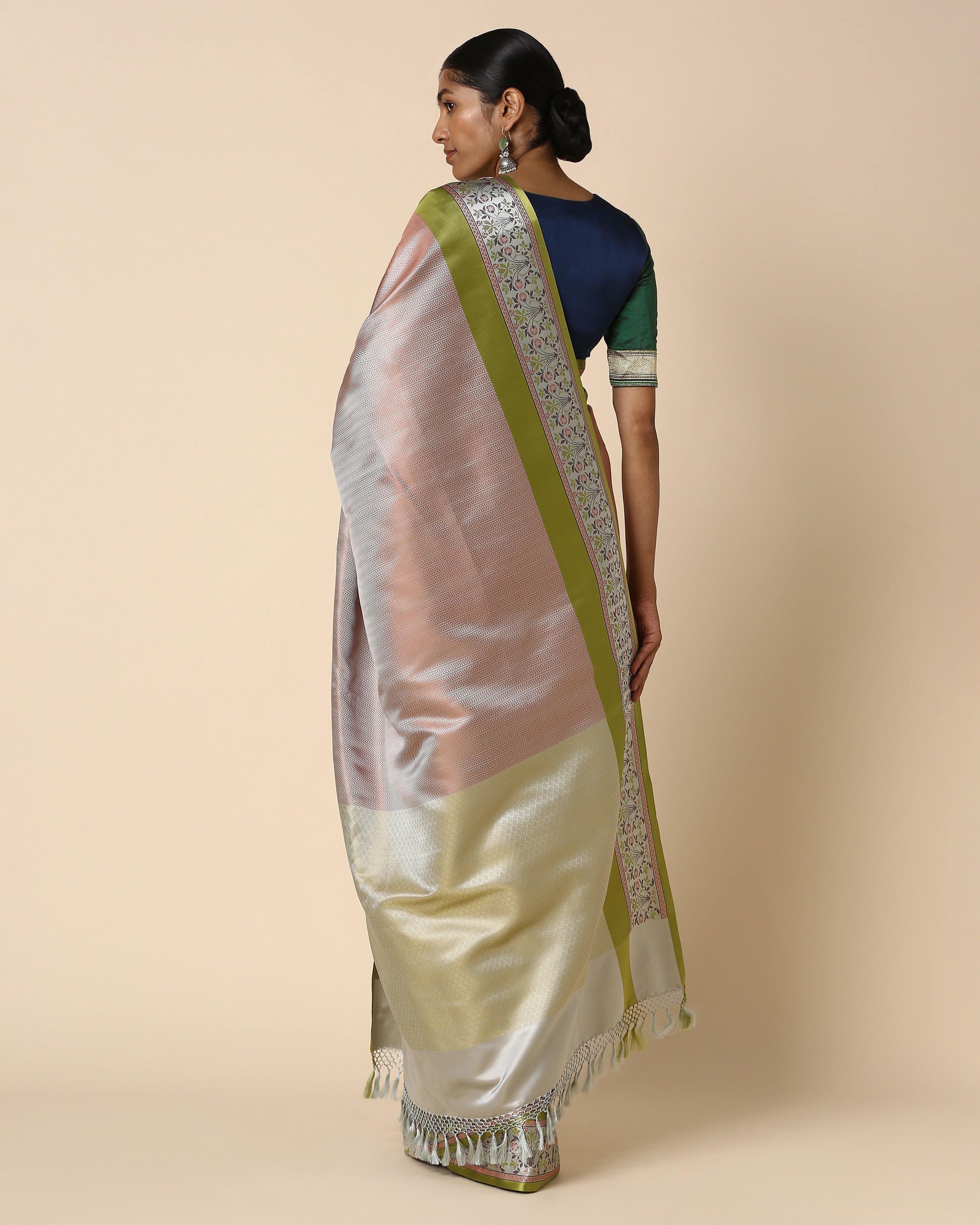 Thaimaa Banarasi Tanchoi Silk Saree