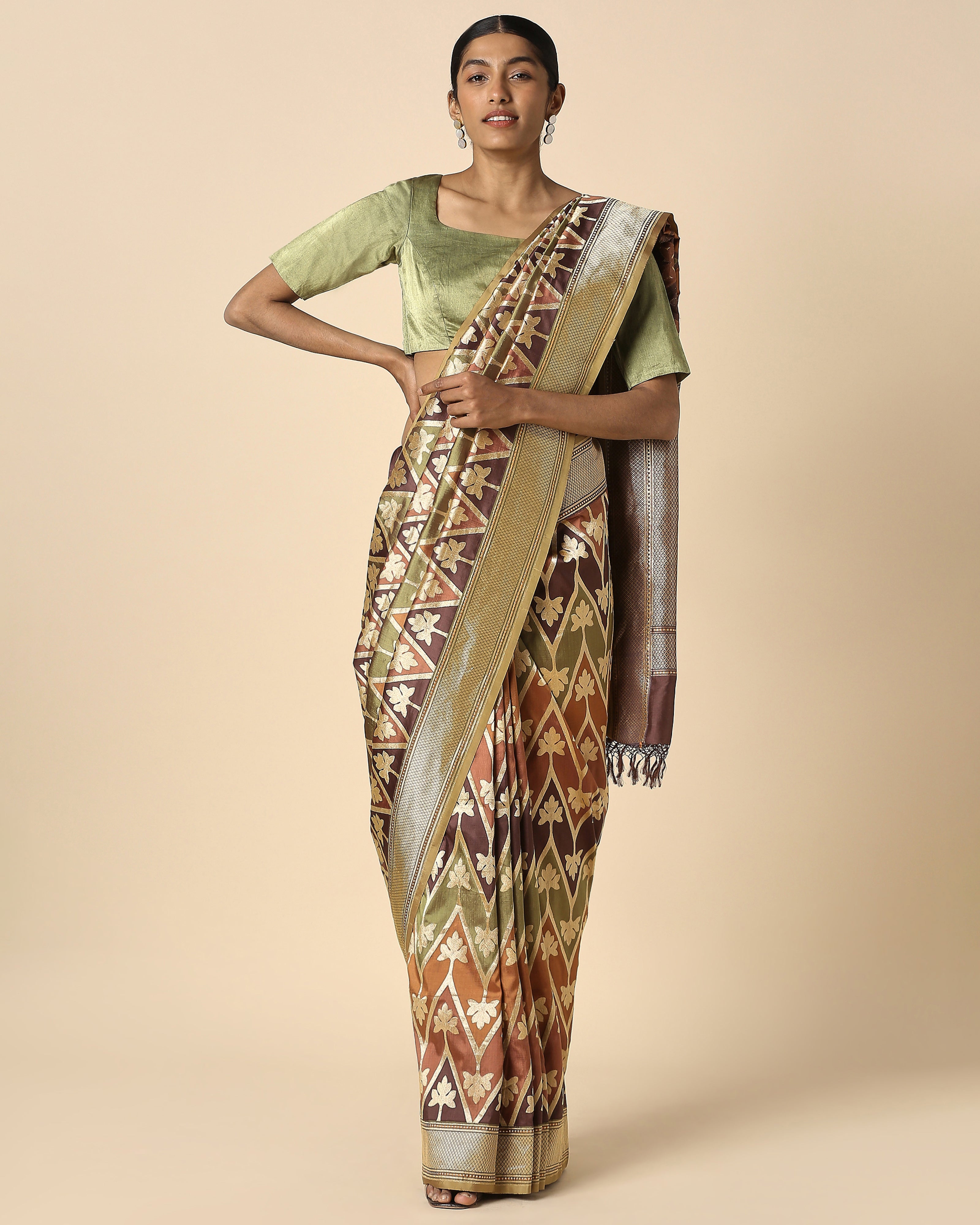 Yusur Banarasi Rangkaat Silk Saree