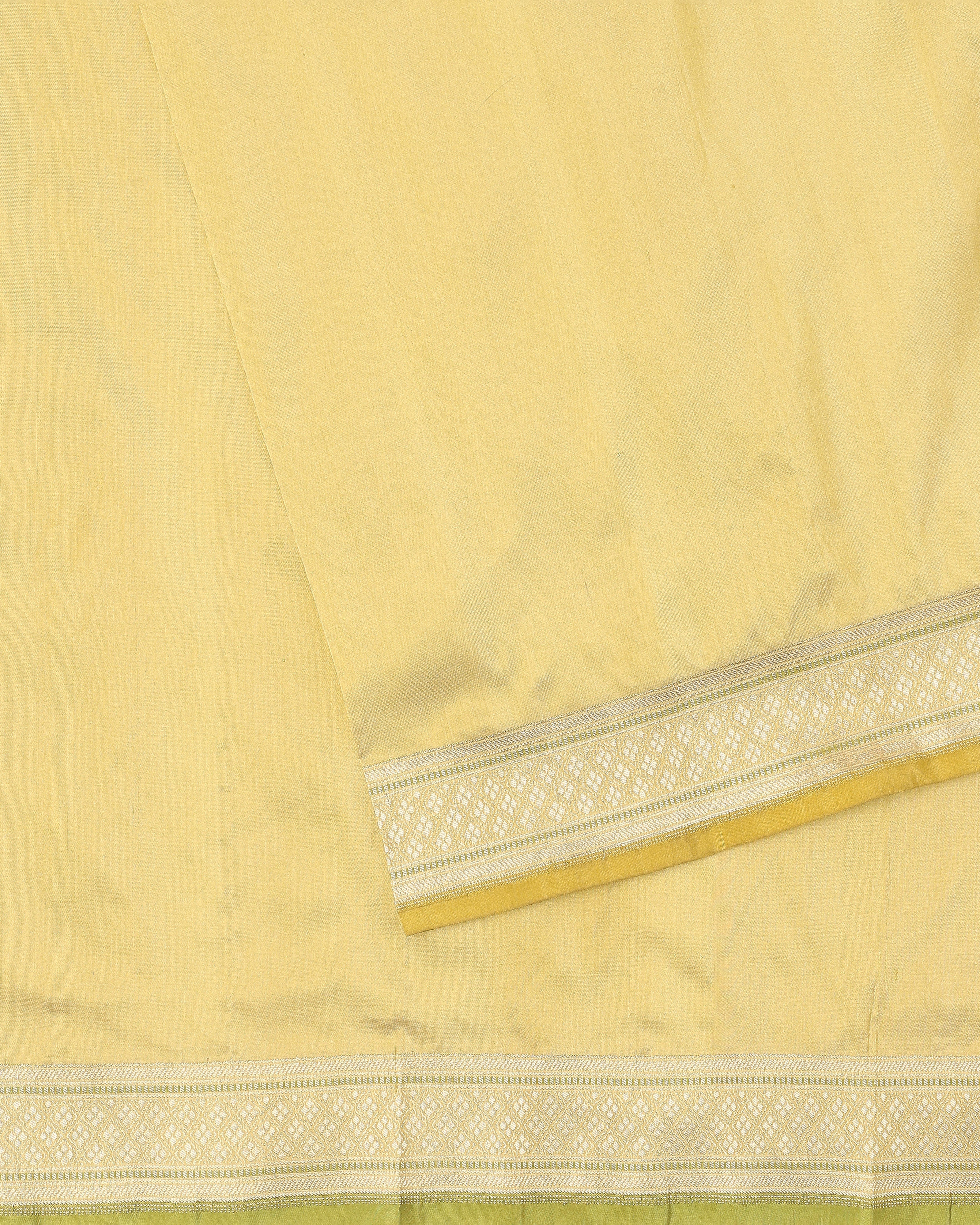 Esita Banarasi Cutwork Silk Saree