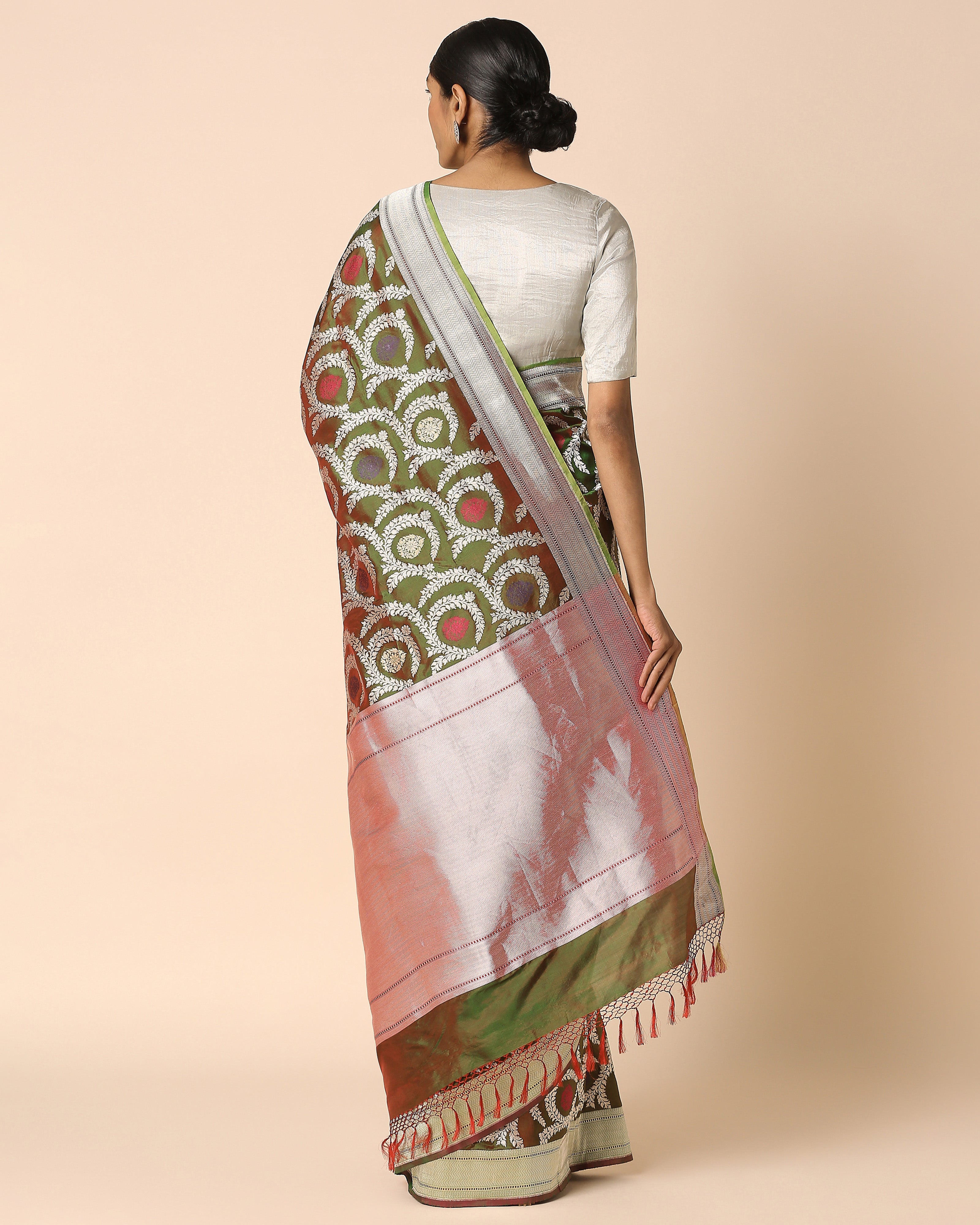 Alaya Banarasi Kadwa Silk Saree