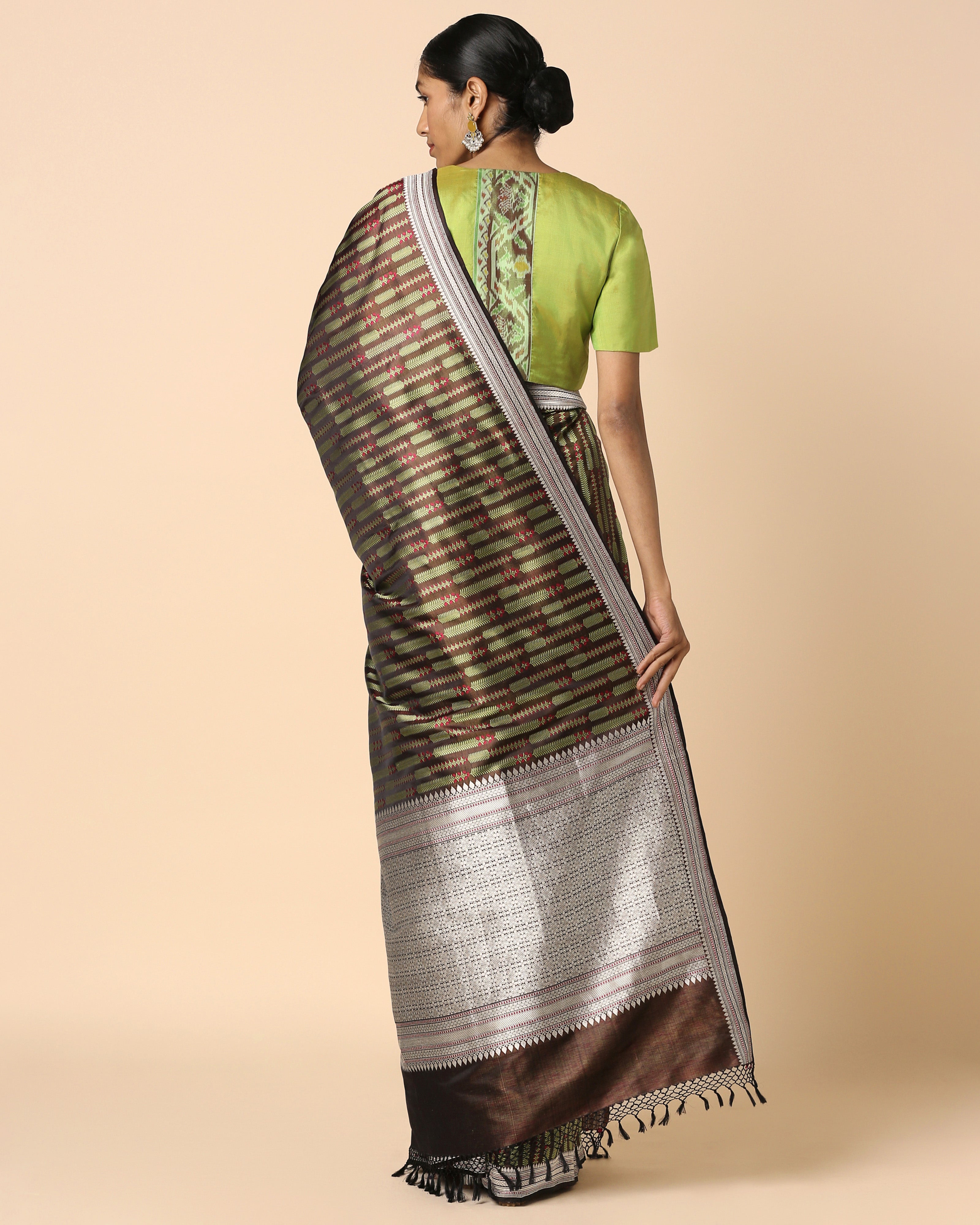 Consola Banarasi Tanchoi And Kadwa Silk Saree