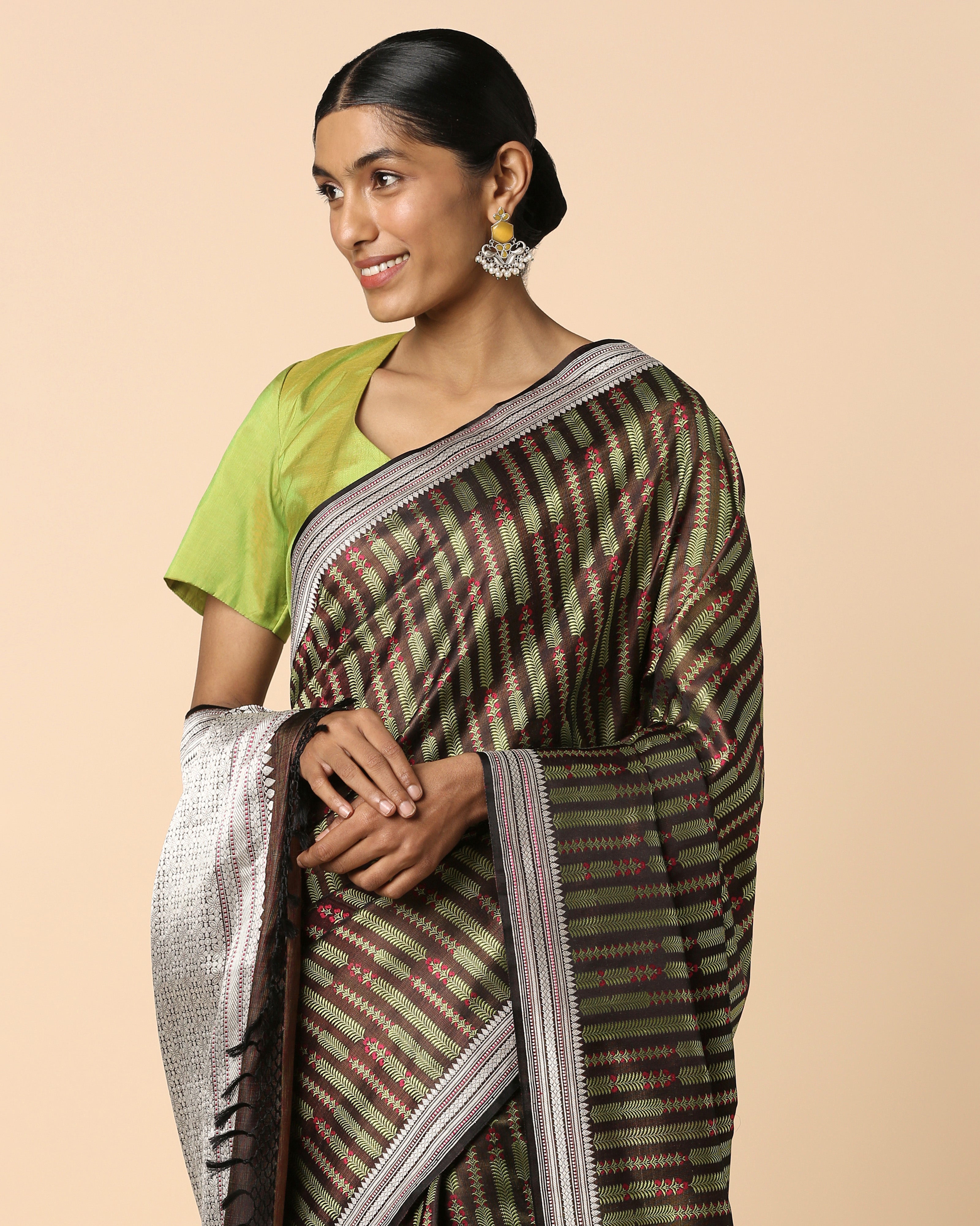 Consola Banarasi Tanchoi And Kadwa Silk Saree