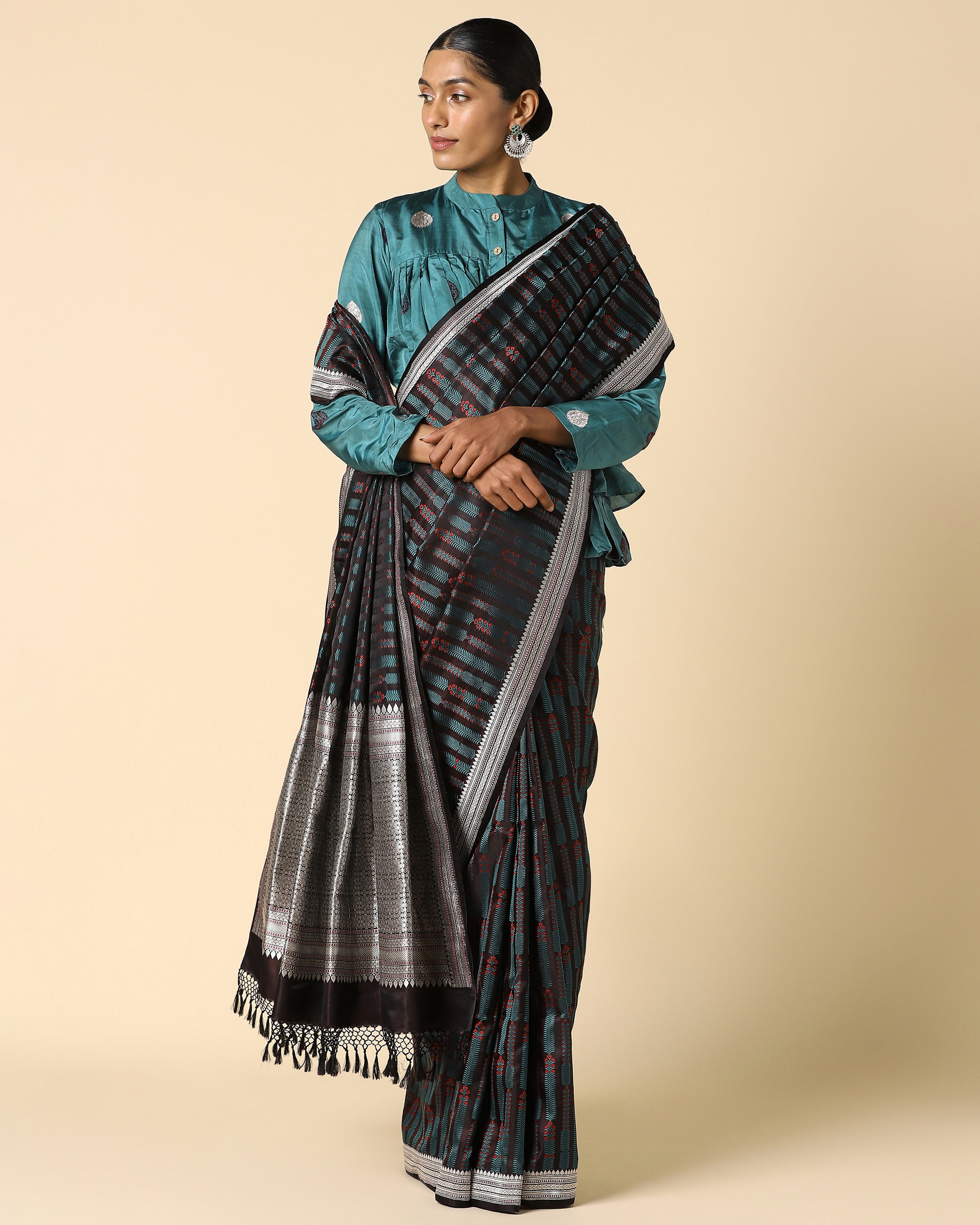 Consola Banarasi Tanchoi And Kadwa Silk Saree