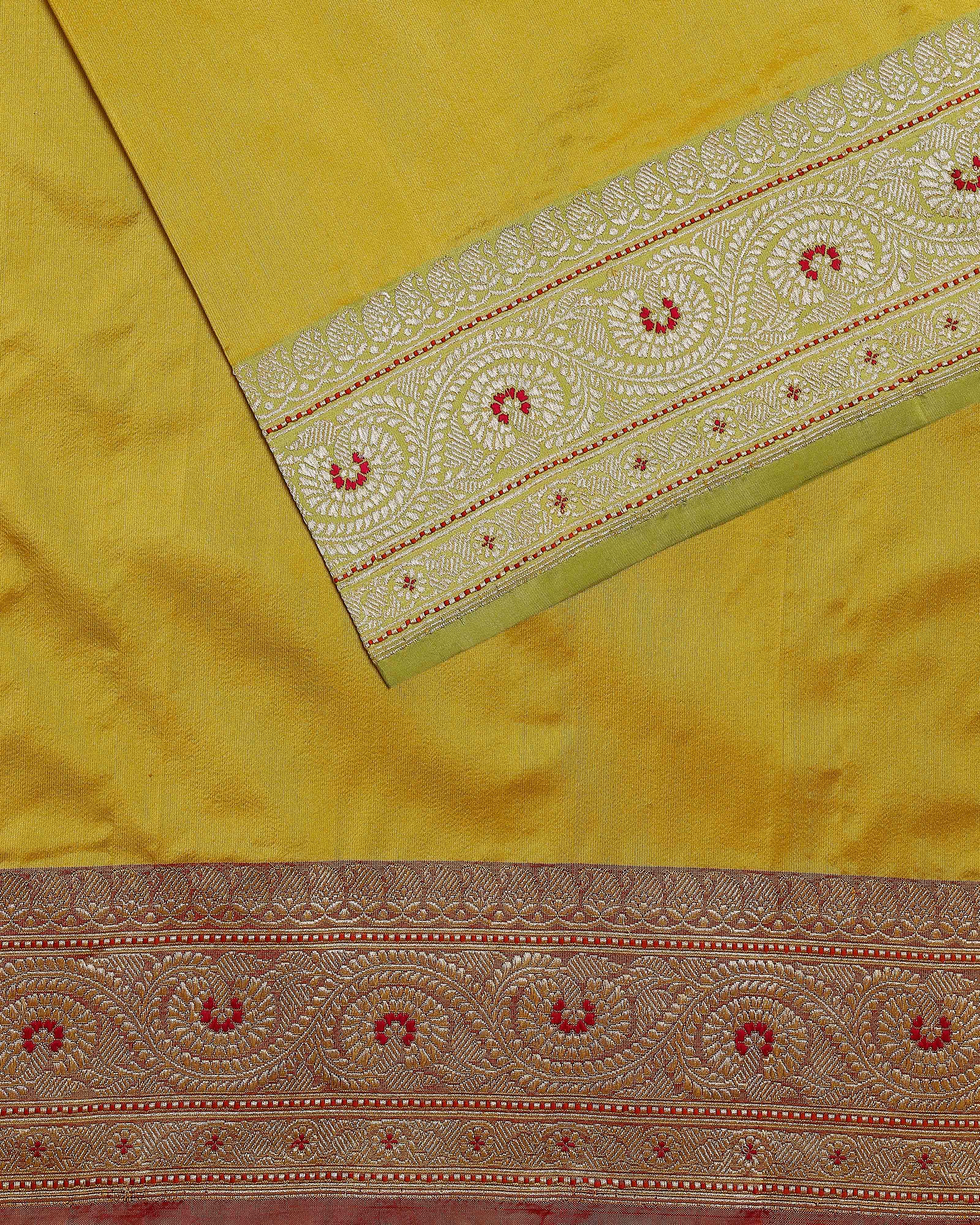 Samayah Banarasi Kadwa Silk Saree