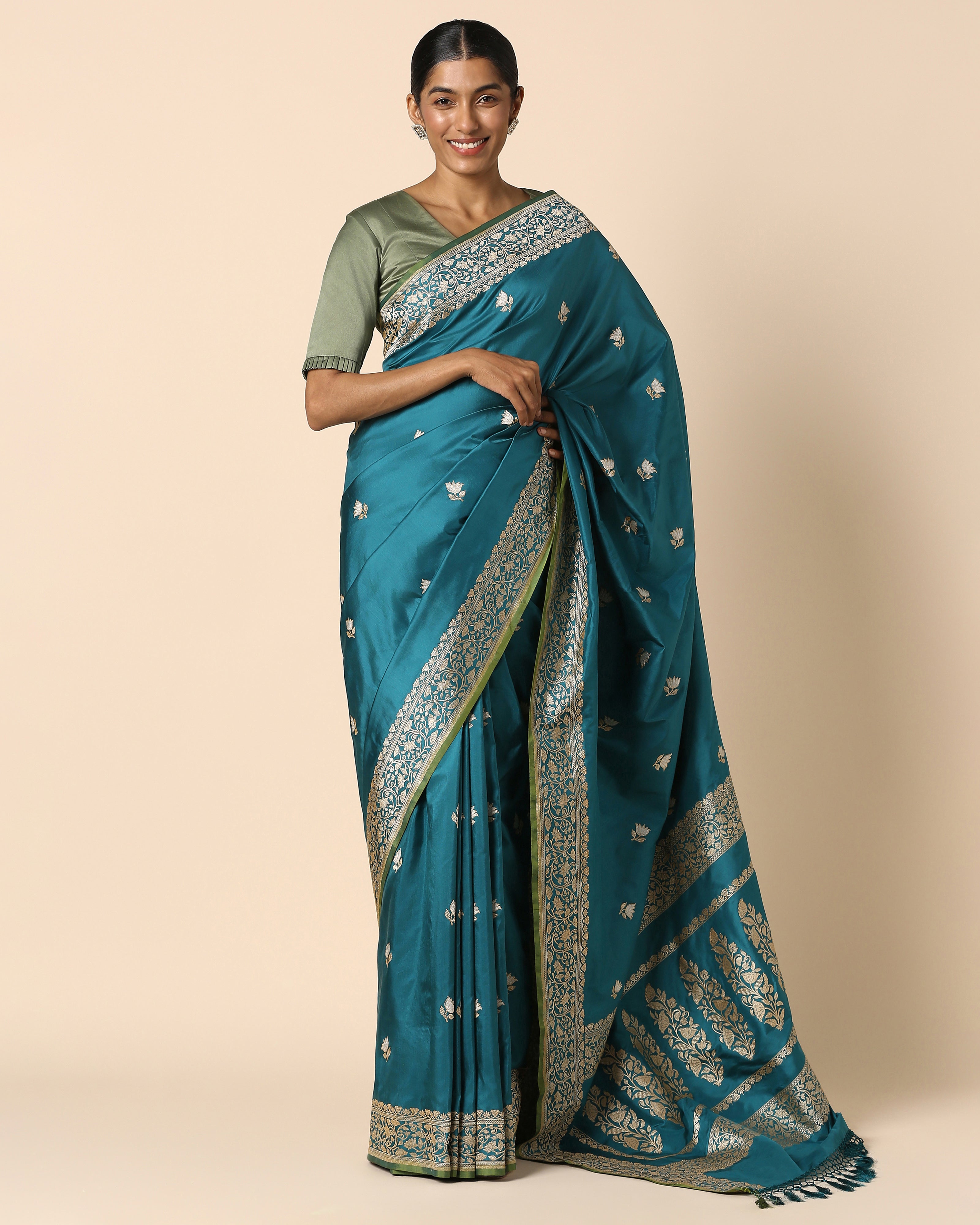 Aayla Banarasi Kadwa Silk Saree