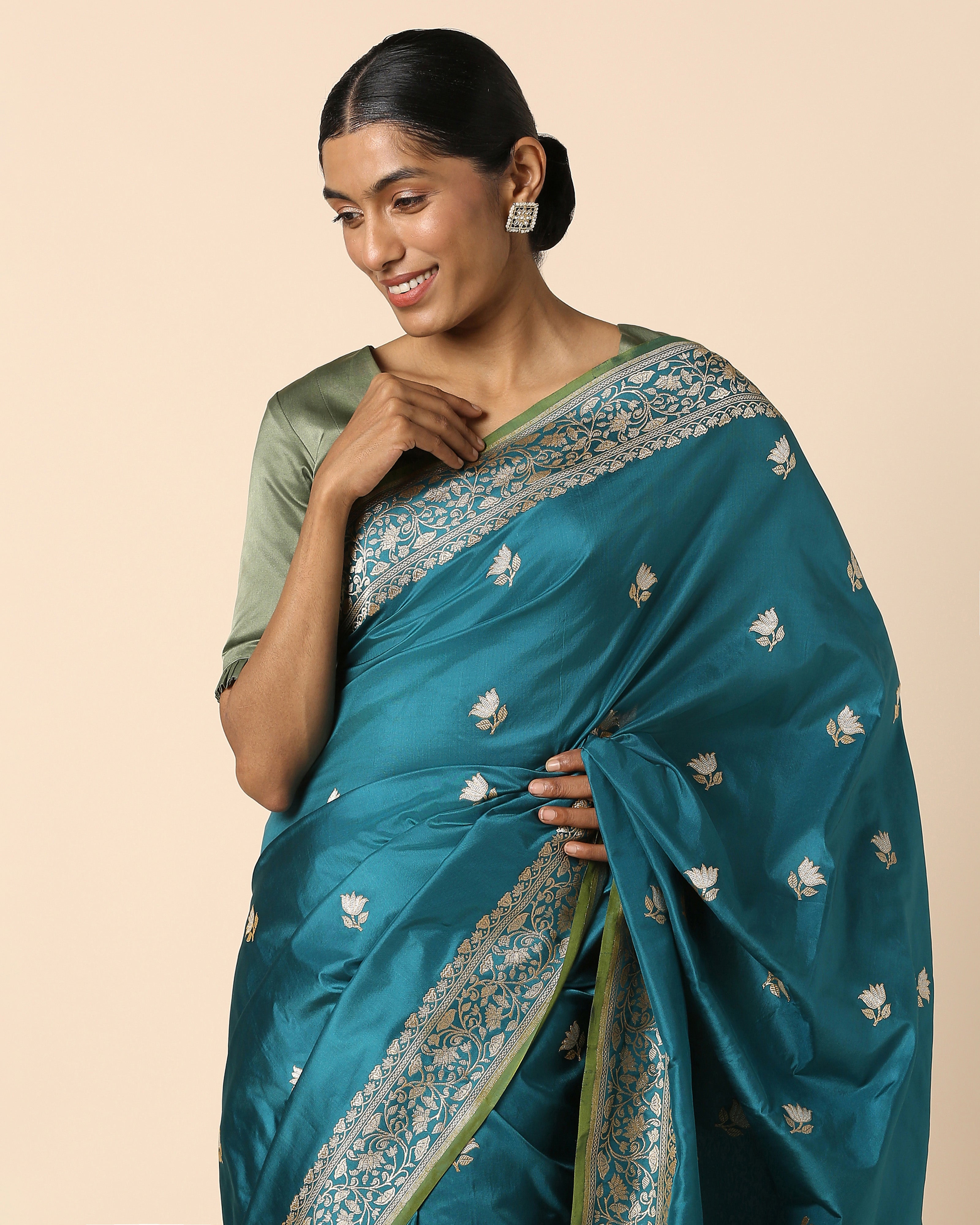 Aayla Banarasi Kadwa Silk Saree