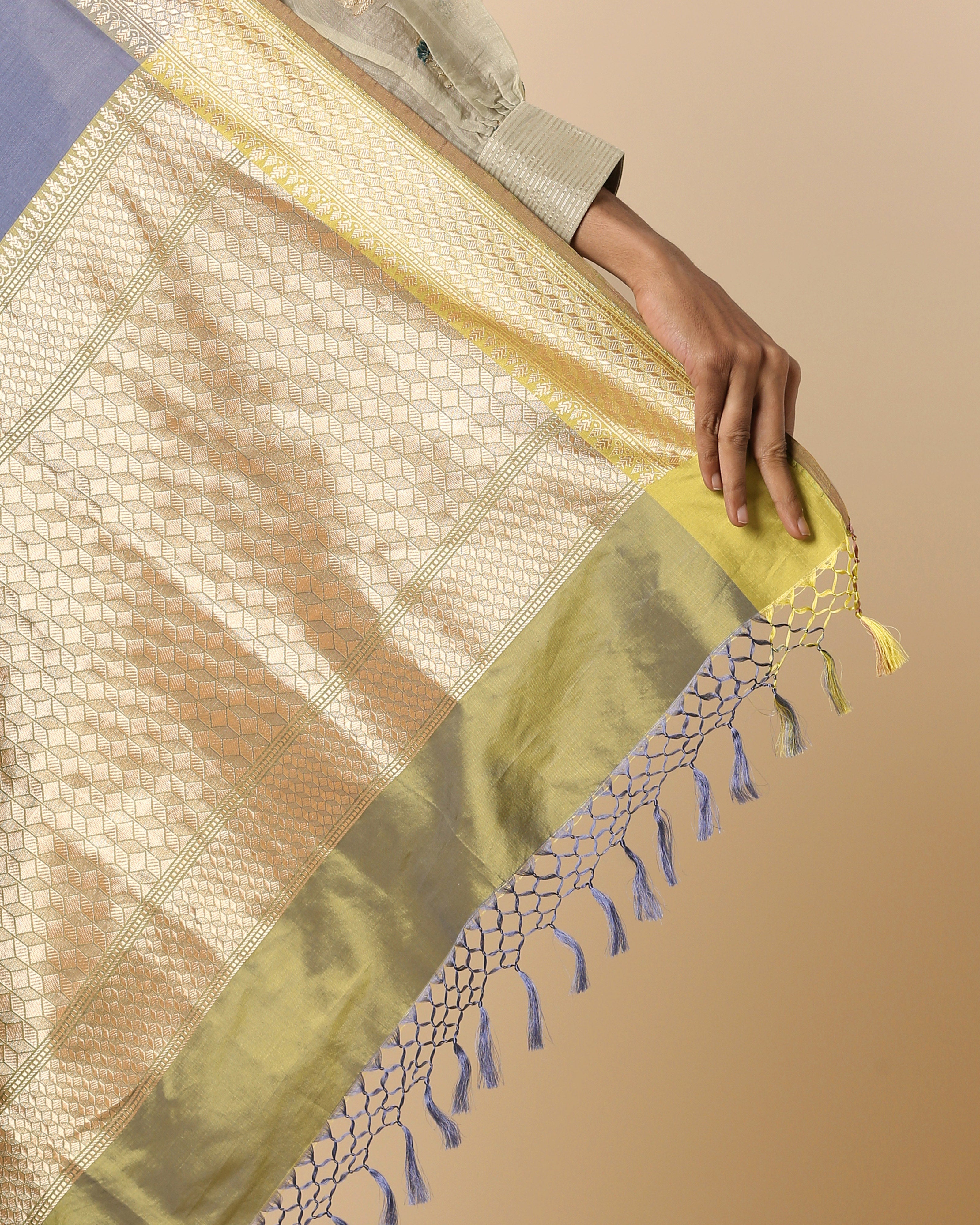 Vaeda Banarasi Kadwa Silk Saree