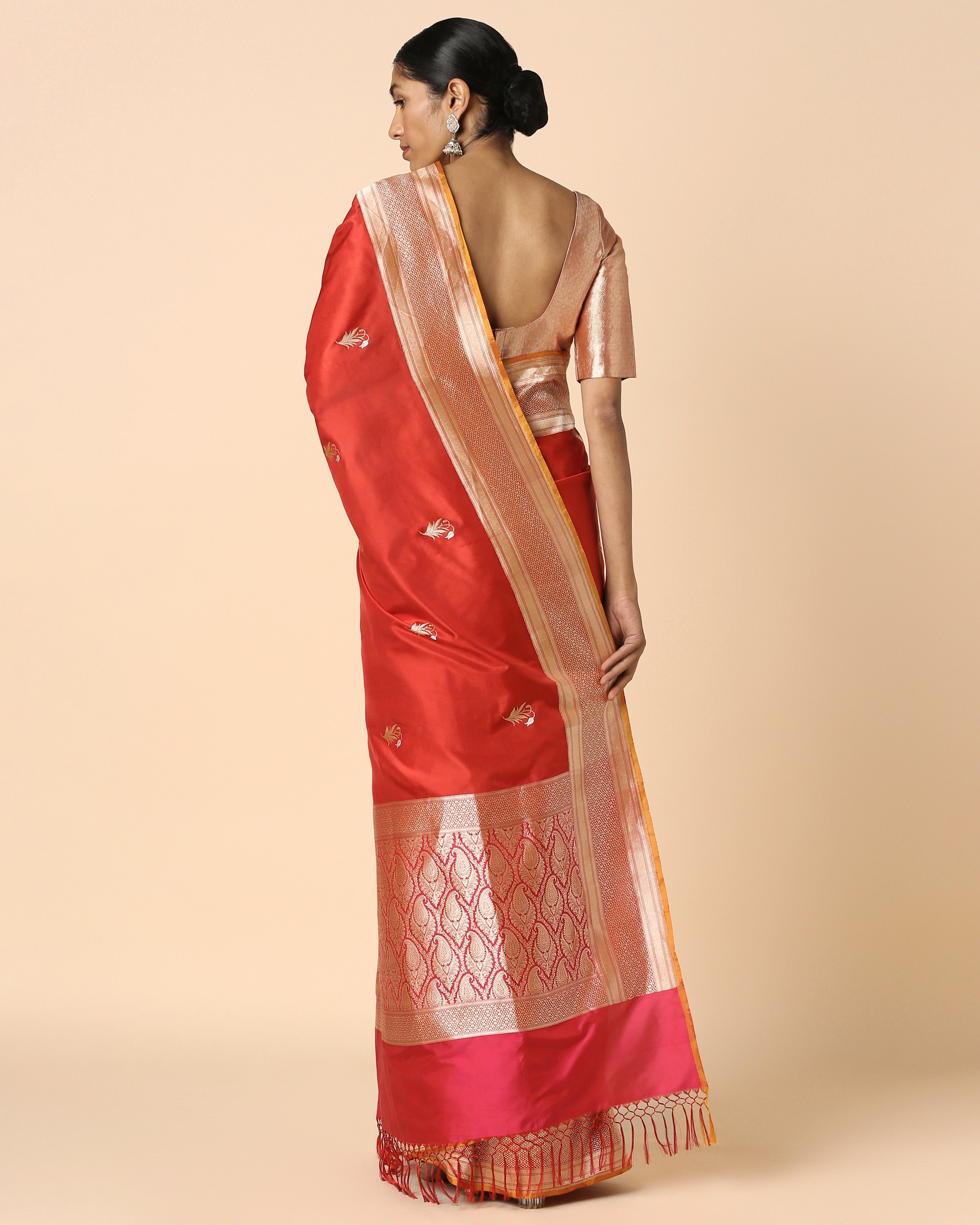 Niaara Banarasi Kadwa Silk Saree