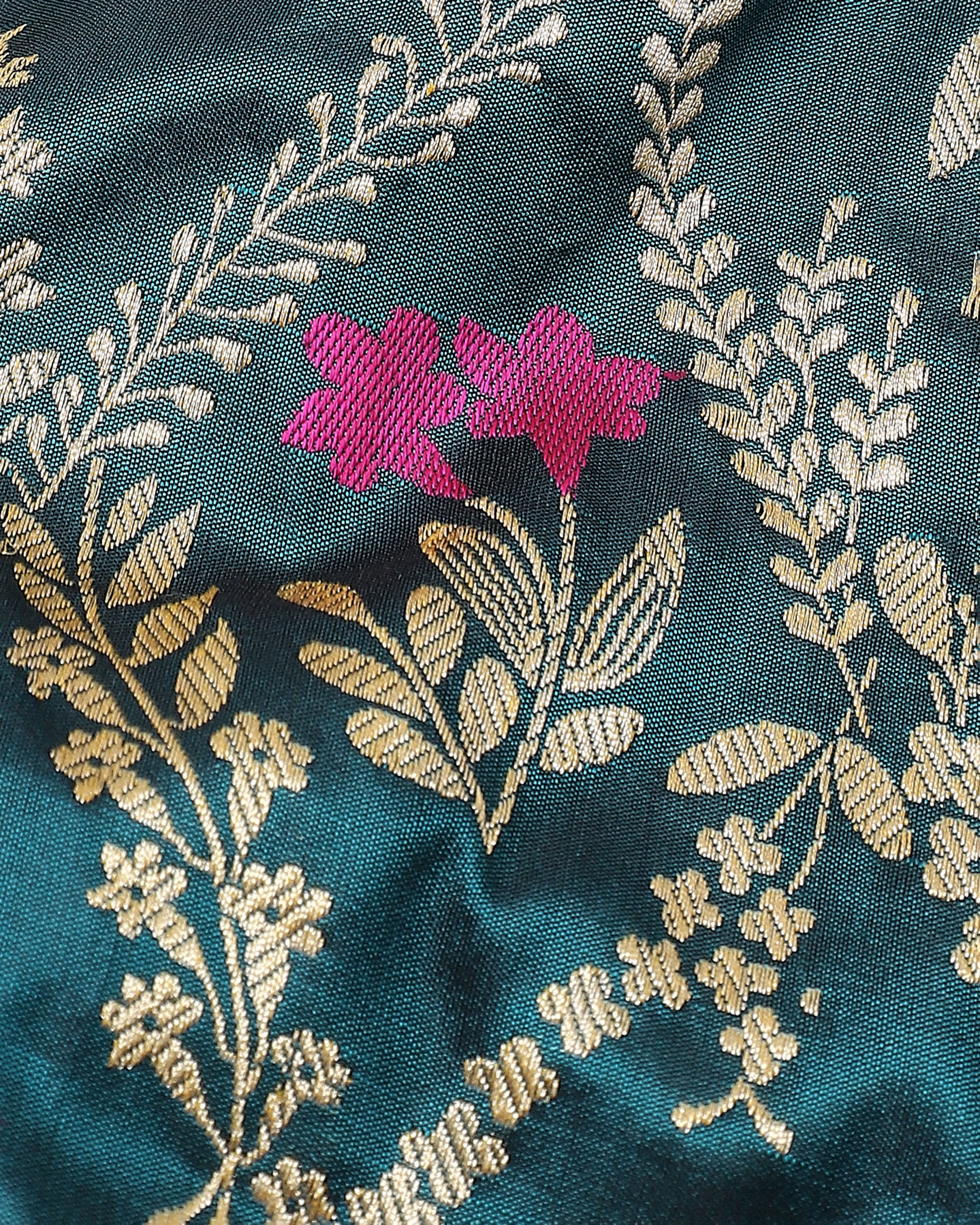 Ajni Banarasi Kadwa Silk Saree