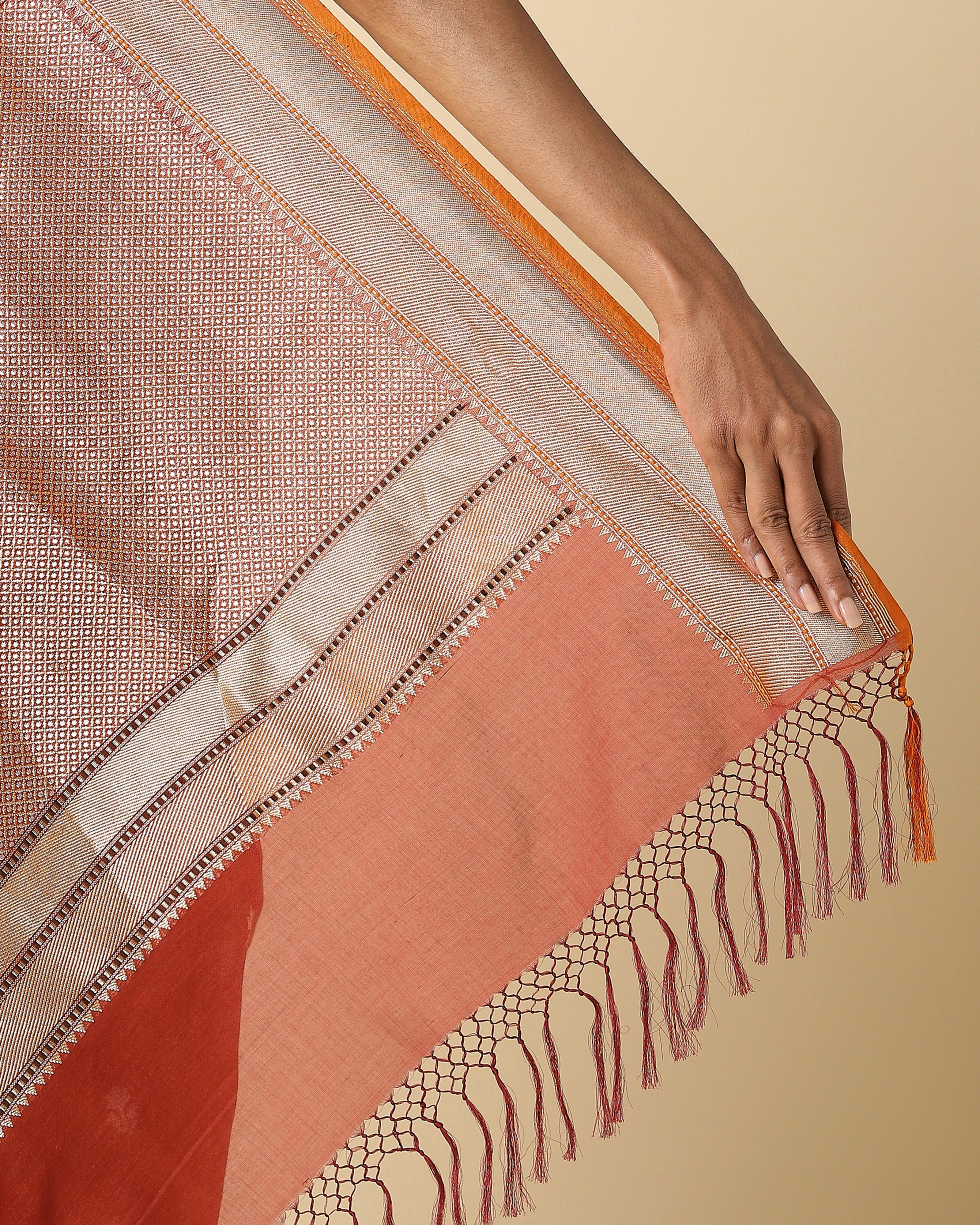 Parinika Banarasi Kadwa Cotton Saree