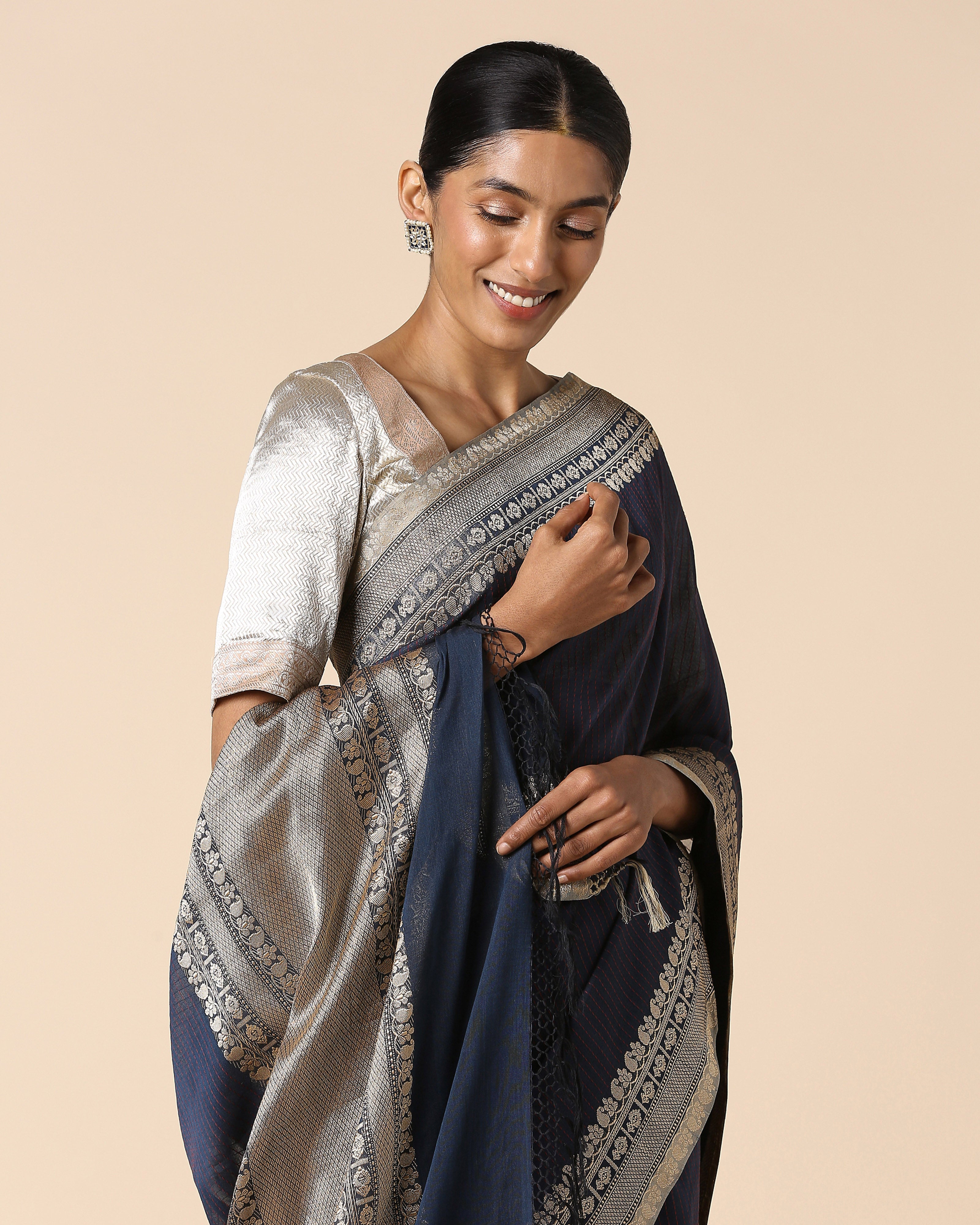 Atiana Banarasi Kadwa Cotton Saree