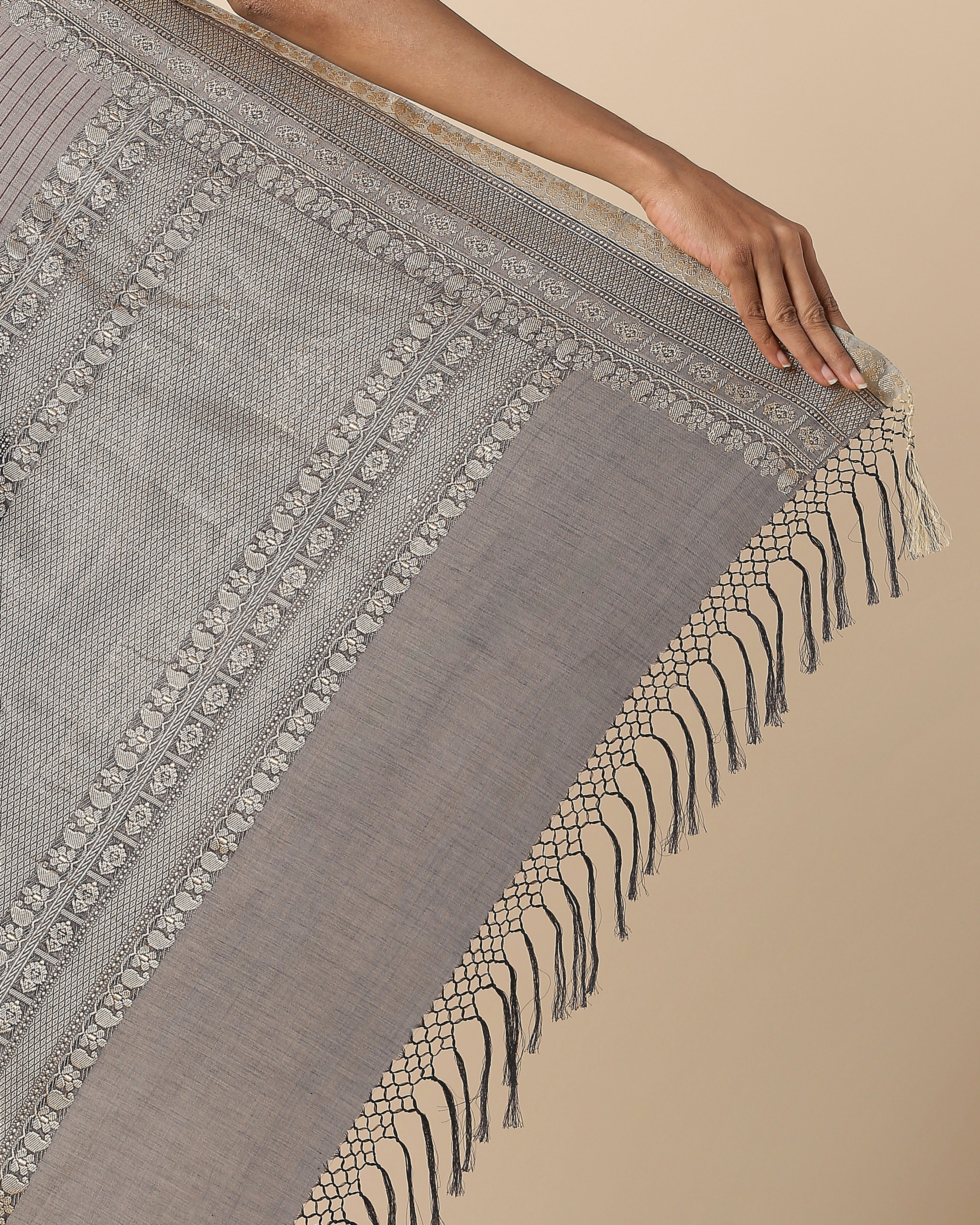 Atiana Banarasi Kadwa Cotton Saree