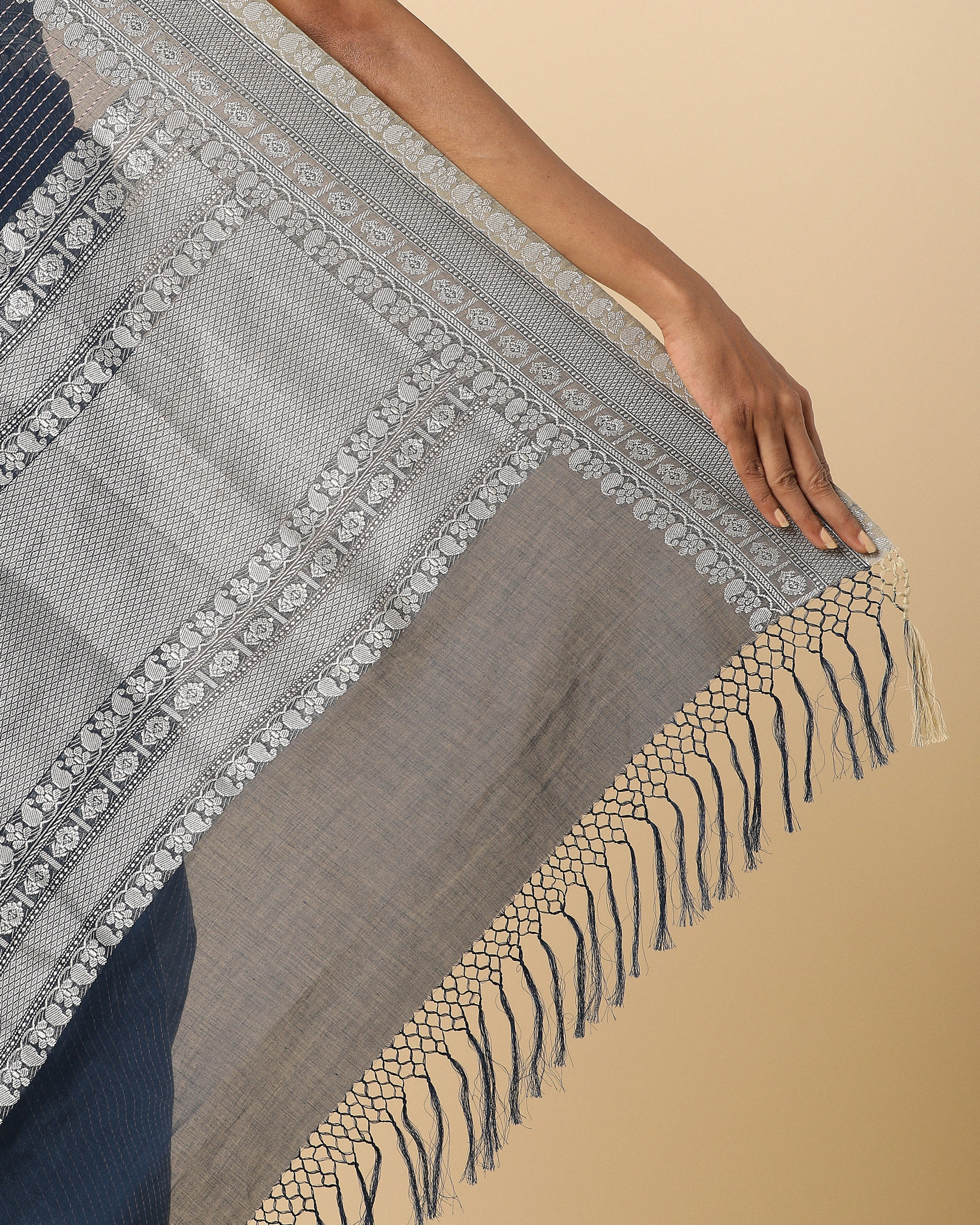 Atiana Banarasi Kadwa Cotton Saree