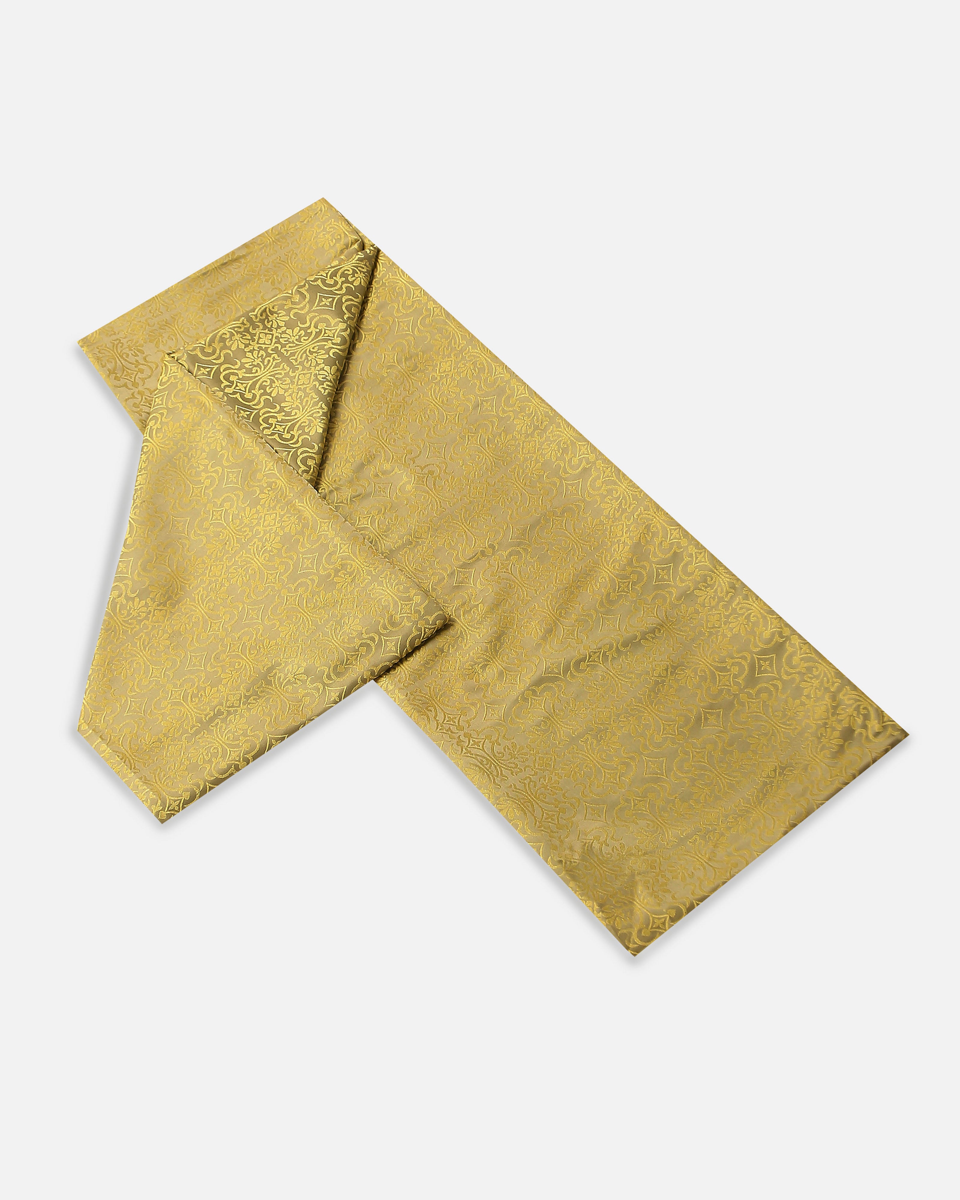 Hamra Banarasi Tanchoi Silk Suit Fabric