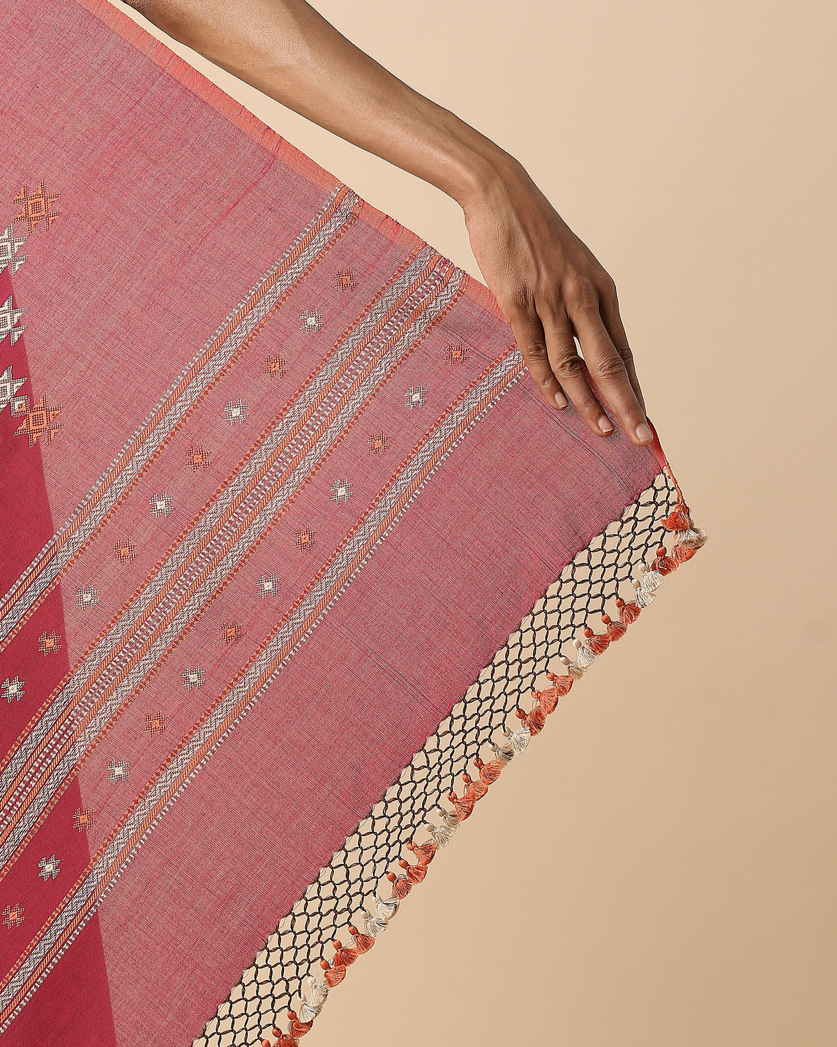 Tarala Bhujodi Extra Weft Cotton Saree