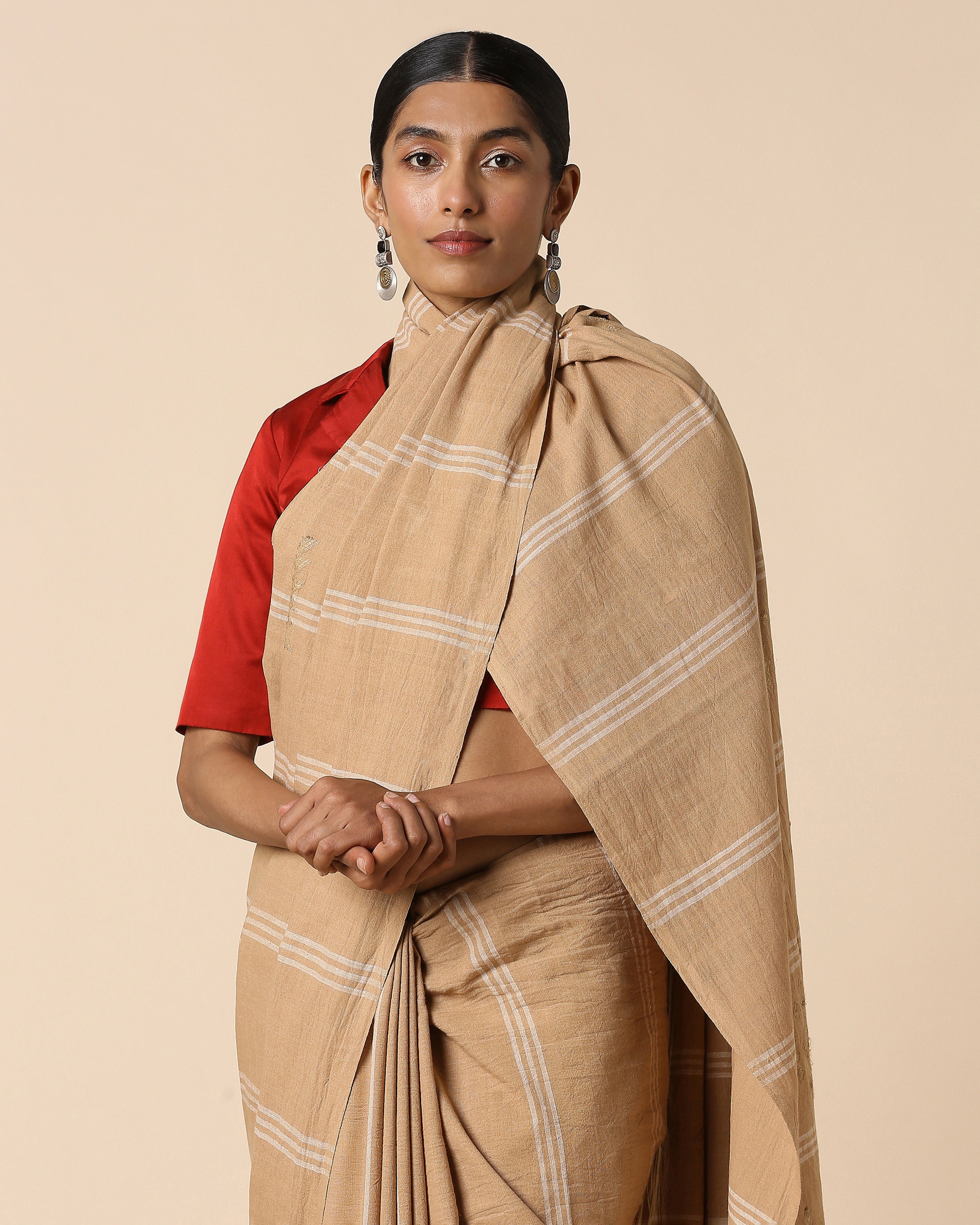 Dhivyathi Bhujodi Extra Weft Brown Cotton Saree