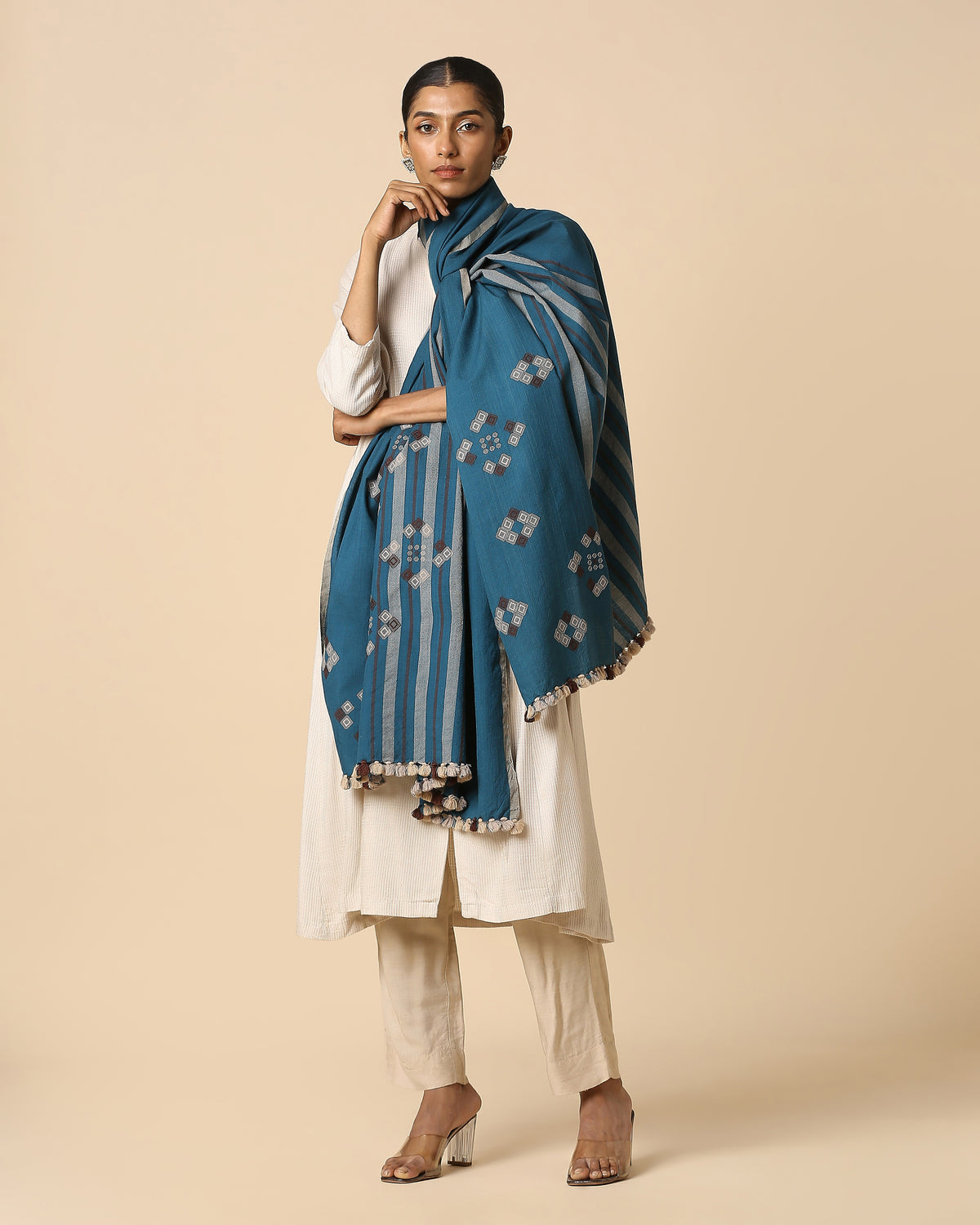 Arushi Bhujodi Extra Weft Woolen Shawl