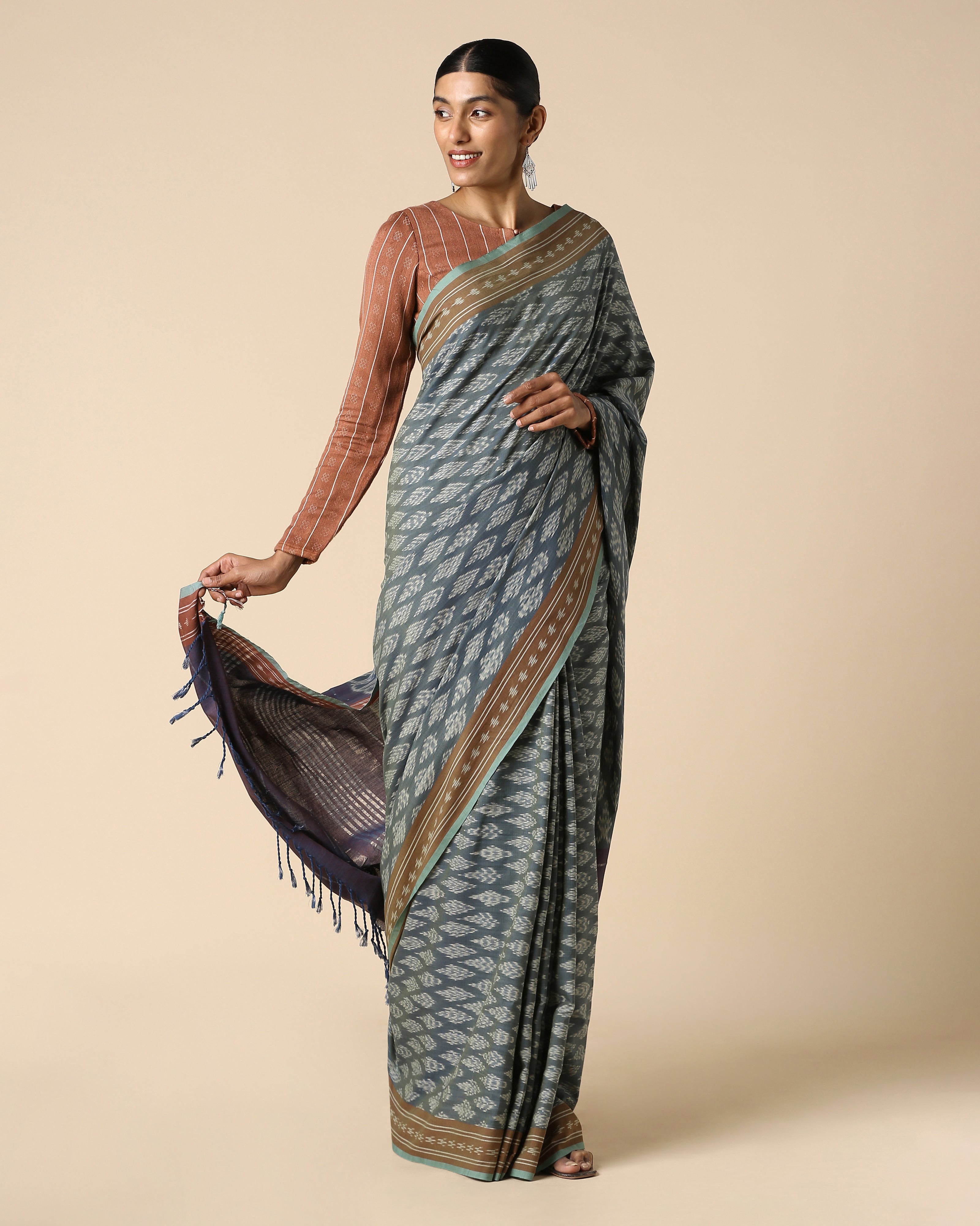 Kavyata Pochampally Warp Ikat Cotton Saree