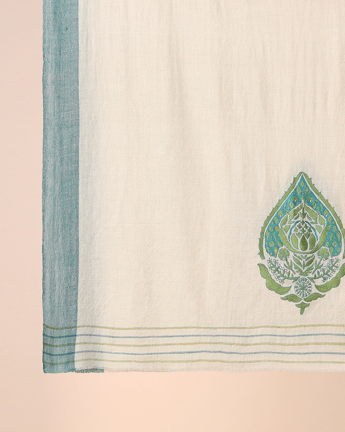 Drupa Kashmir Sozni Embroidery Pashmina Shawl