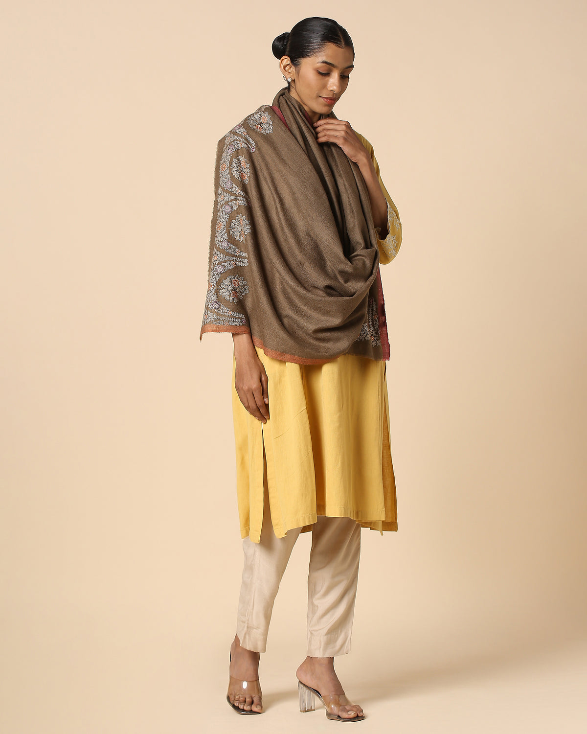 Roush Kashmir Sozni Embroidery Pashmina Stole