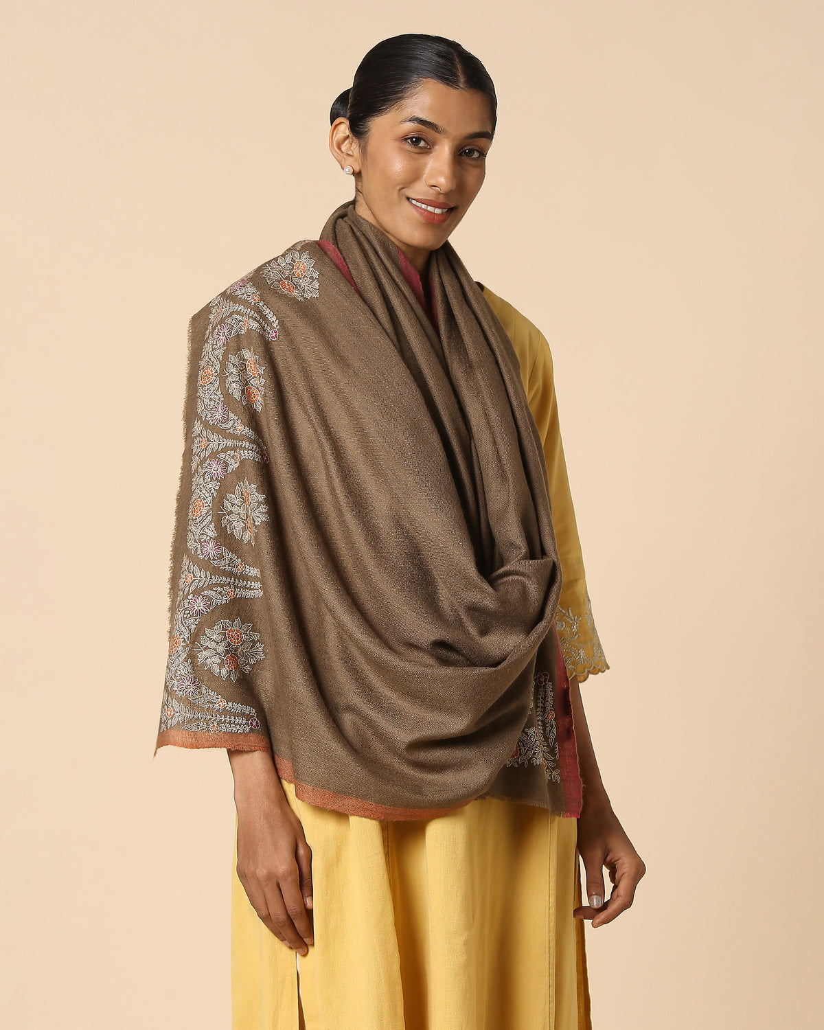 Roush Kashmir Sozni Embroidery Pashmina Stole
