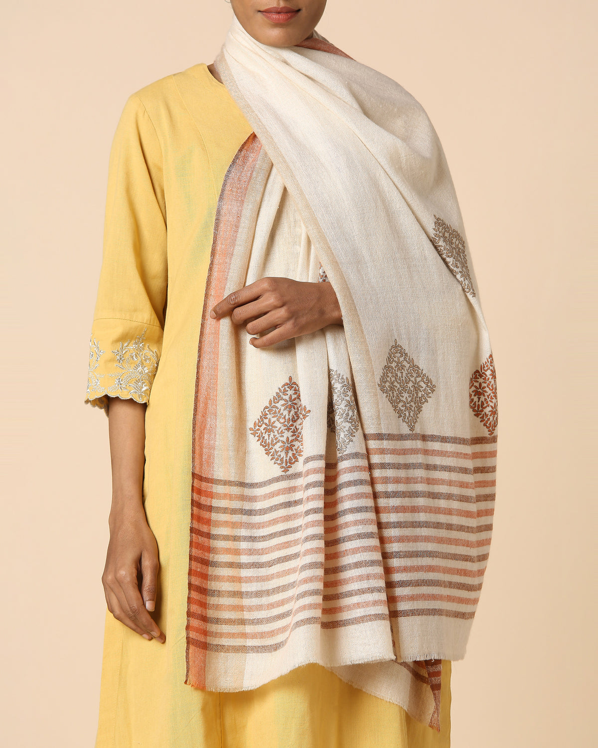 Fiyan Kashmir Sozni Embroidery Pashmina Stole