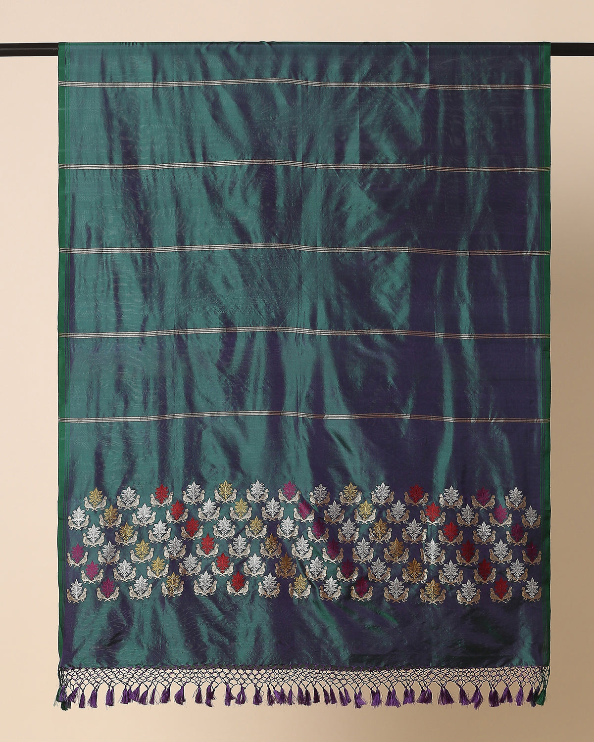 Dhariyaa Banarasi Kadwa Silk Dupatta