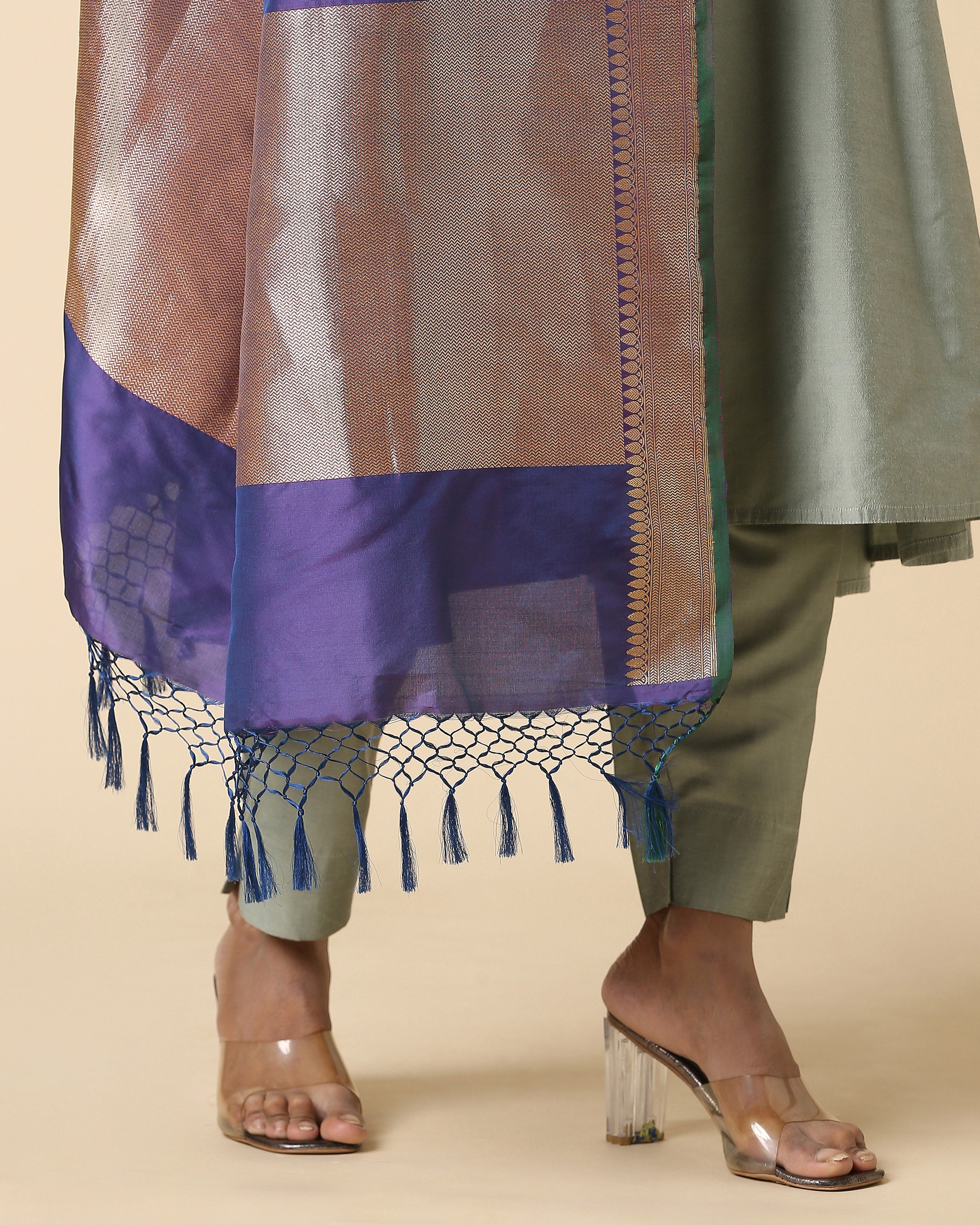 Yashoda Banarasi Kadwa Silk Dupatta
