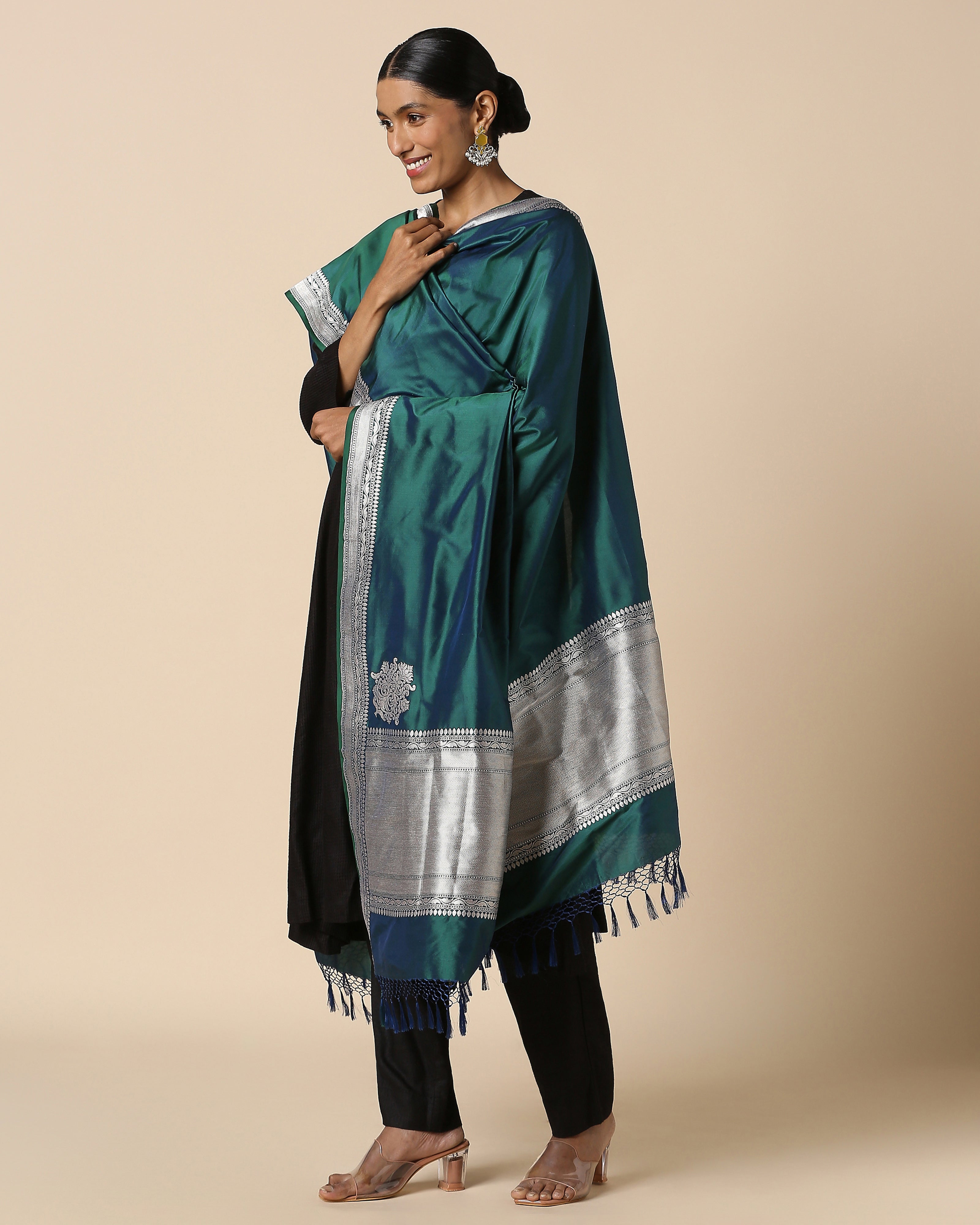 Shakuntala Banarasi Kadwa Silk Dupatta
