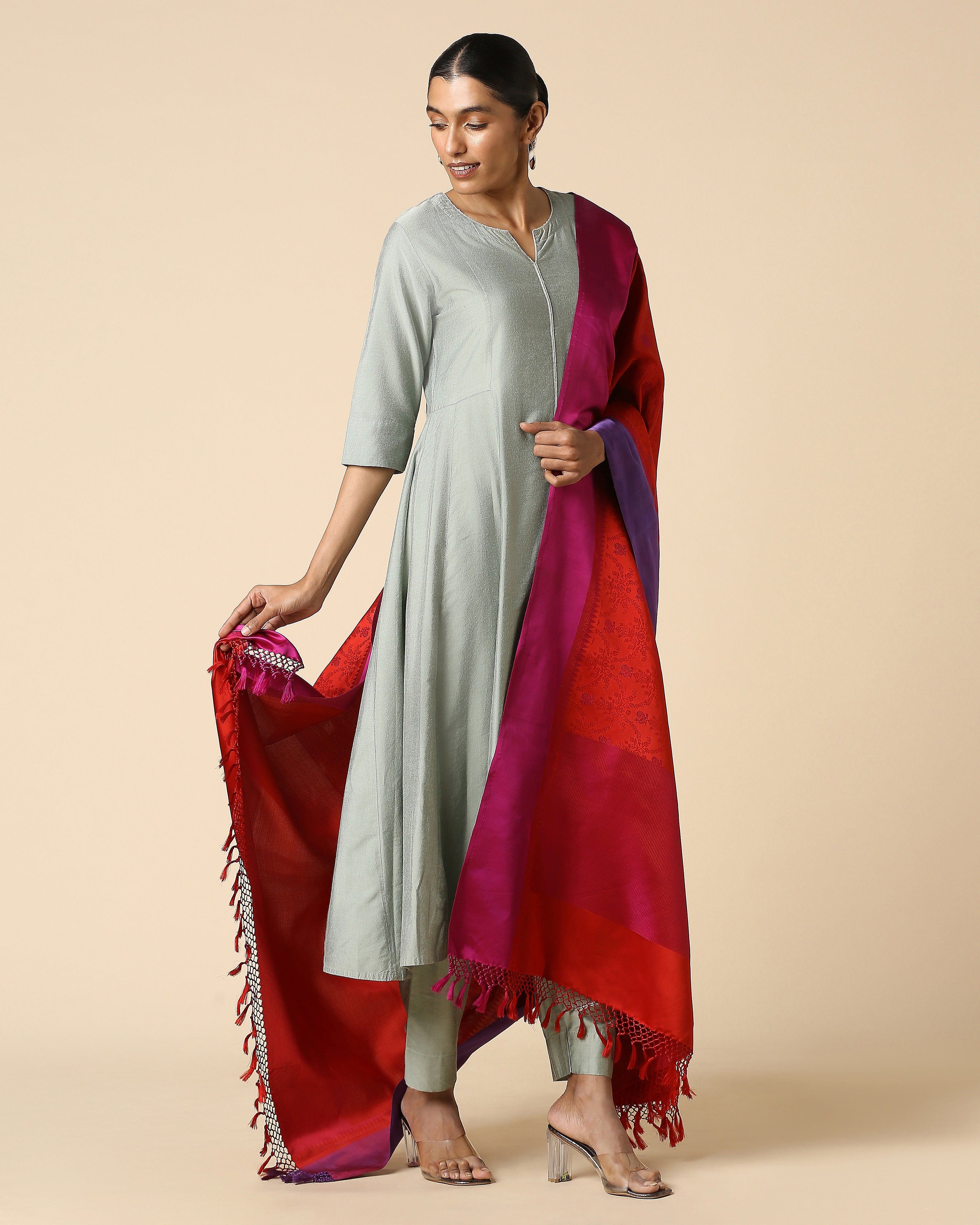 Ishika Banarasi Tanchoi Silk Dupatta