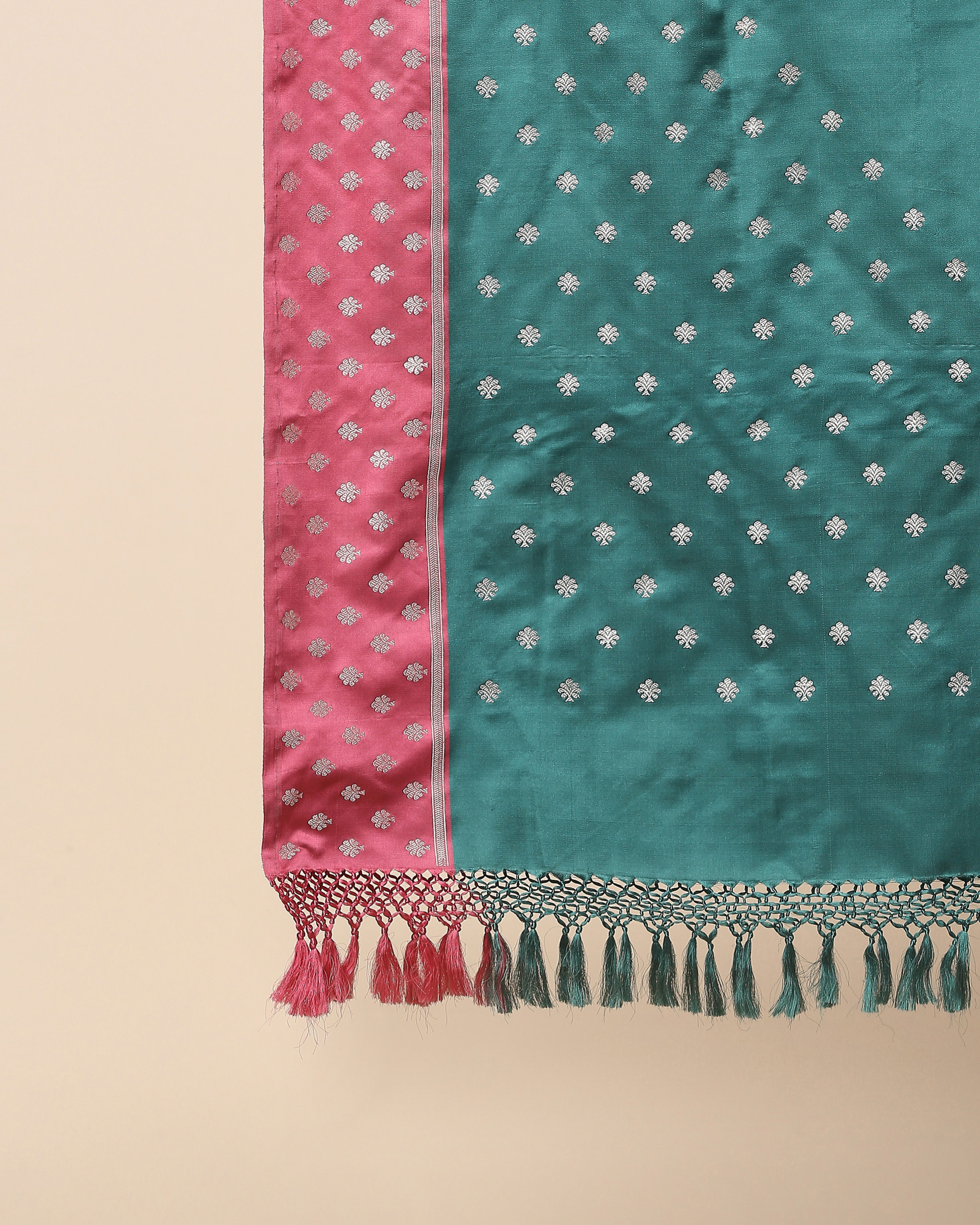 Harleen Banarasi Tanchoi And Kadwa Silk Dupatta
