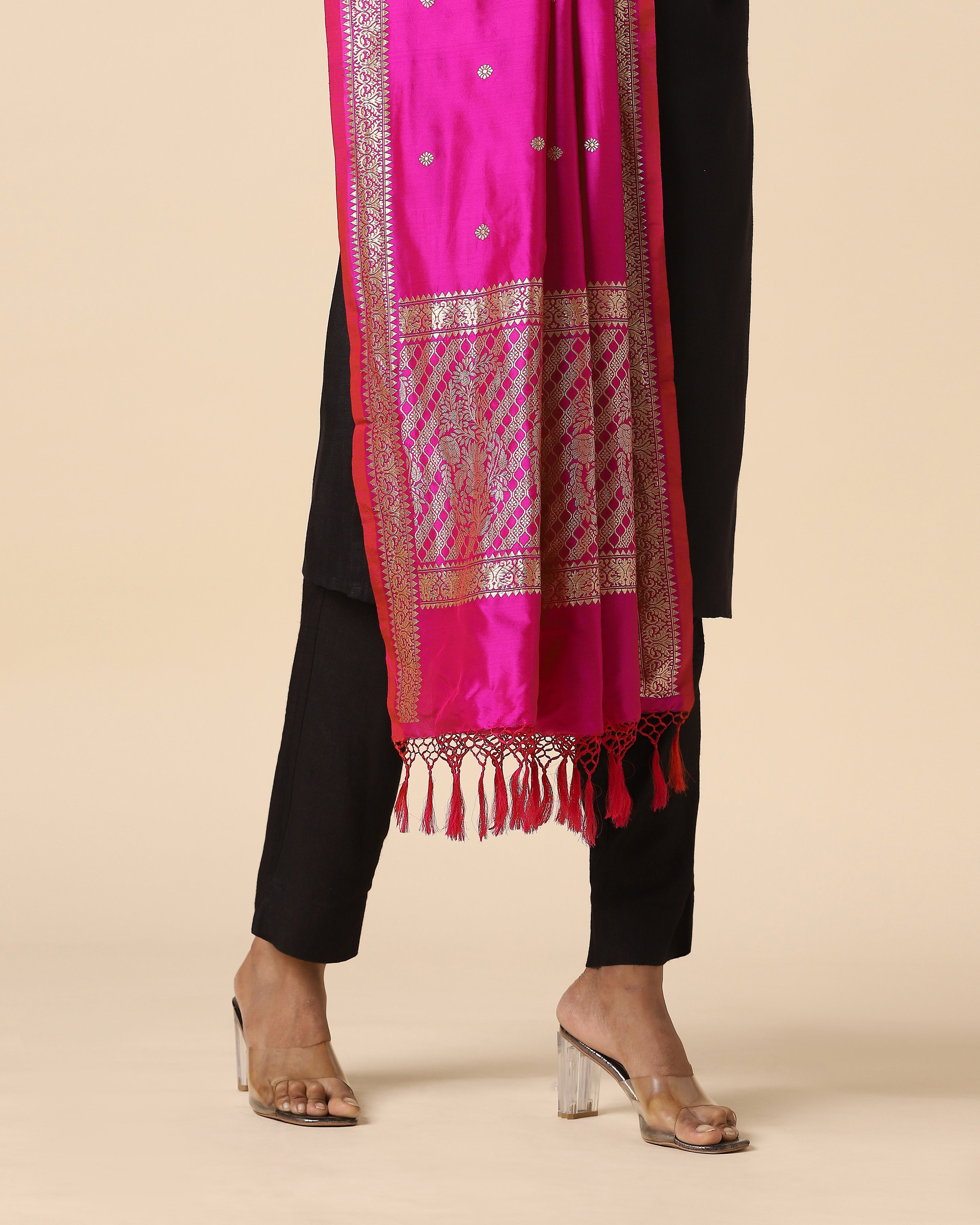 Mrinalini Banarasi Kadwa Cotton Dupatta