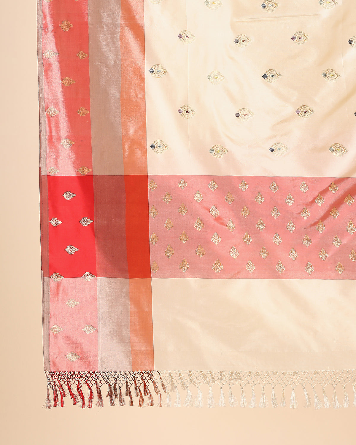 Malee Banarasi Kadwa Silk Dupatta