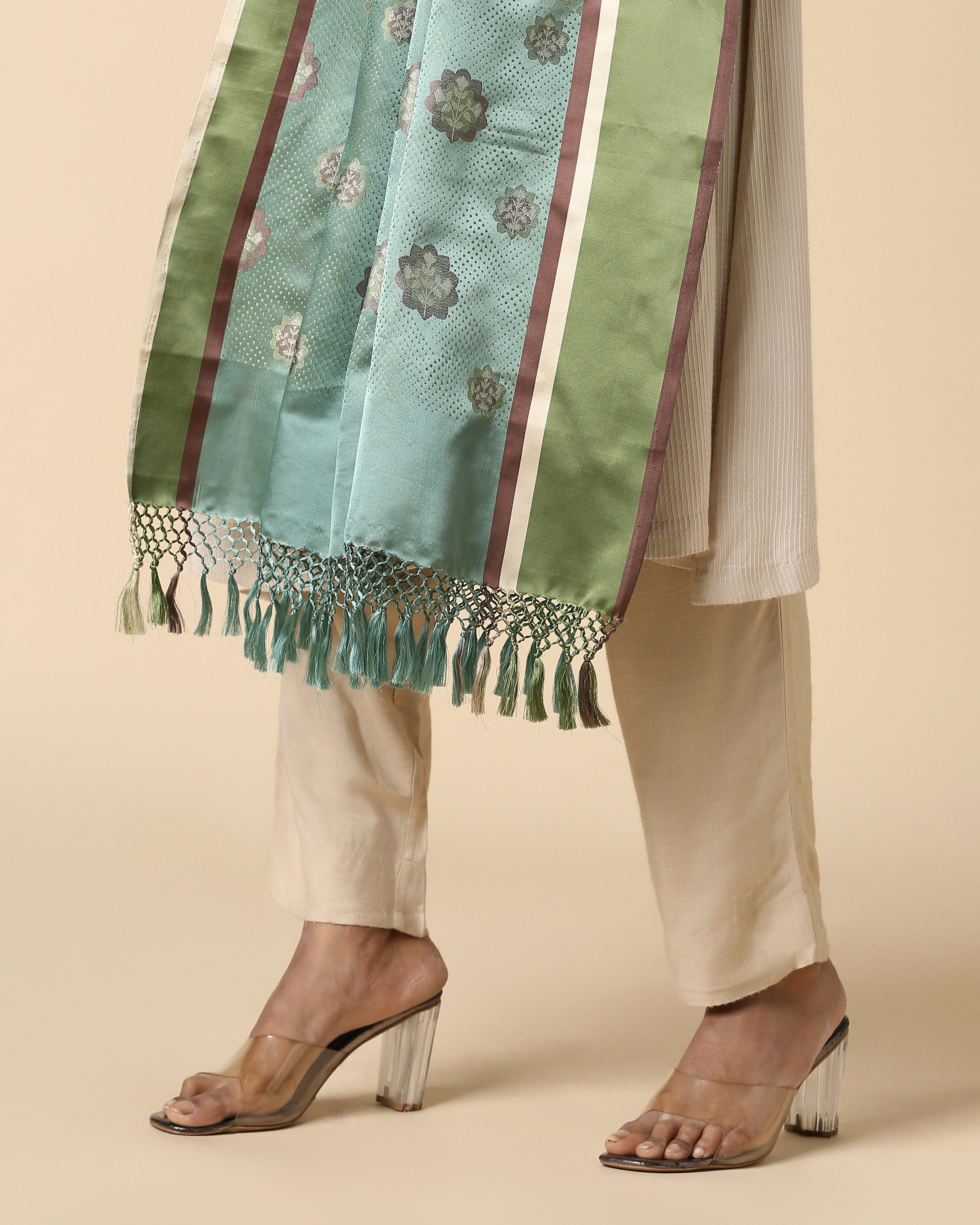 Seola Banarasi Tanchoi Silk Dupatta