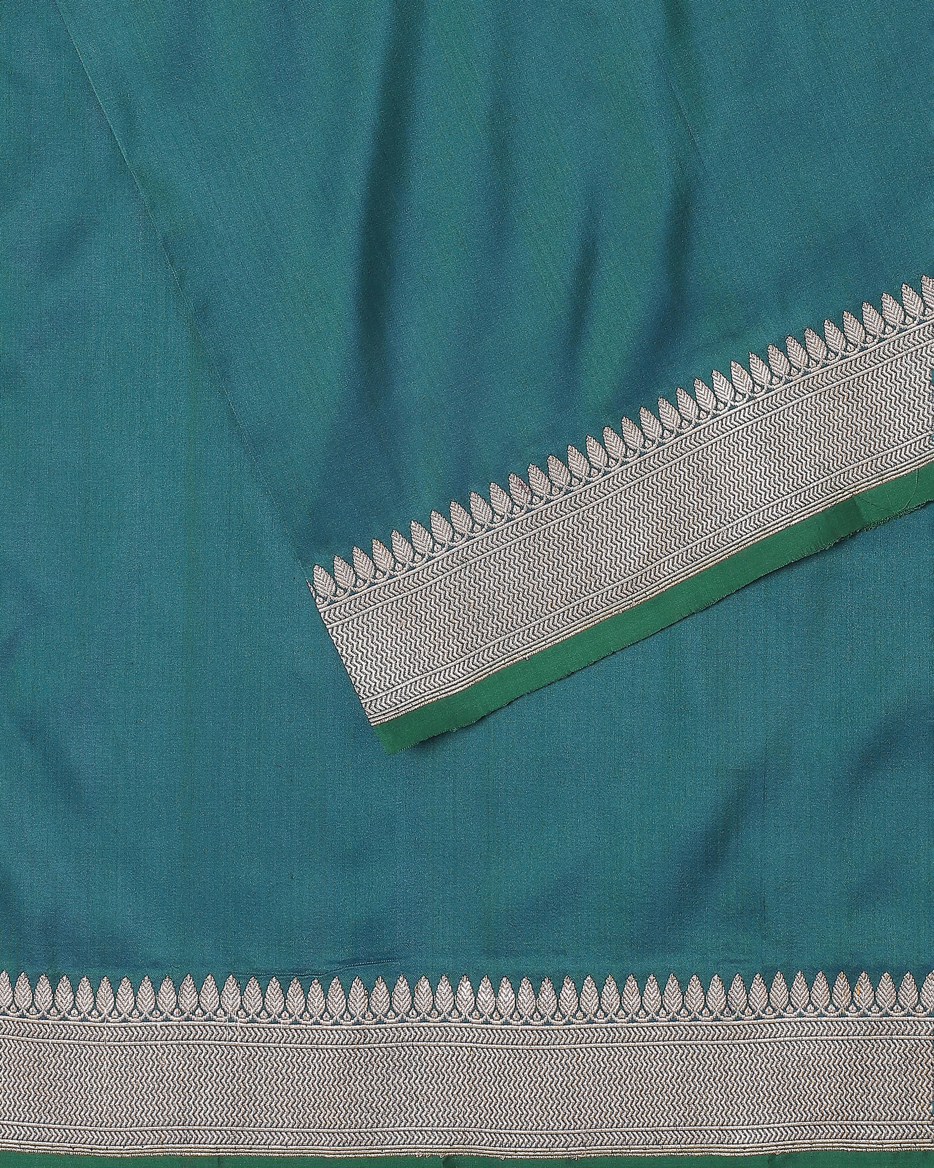 Yashoda Banarasi Kadwa Silk Saree