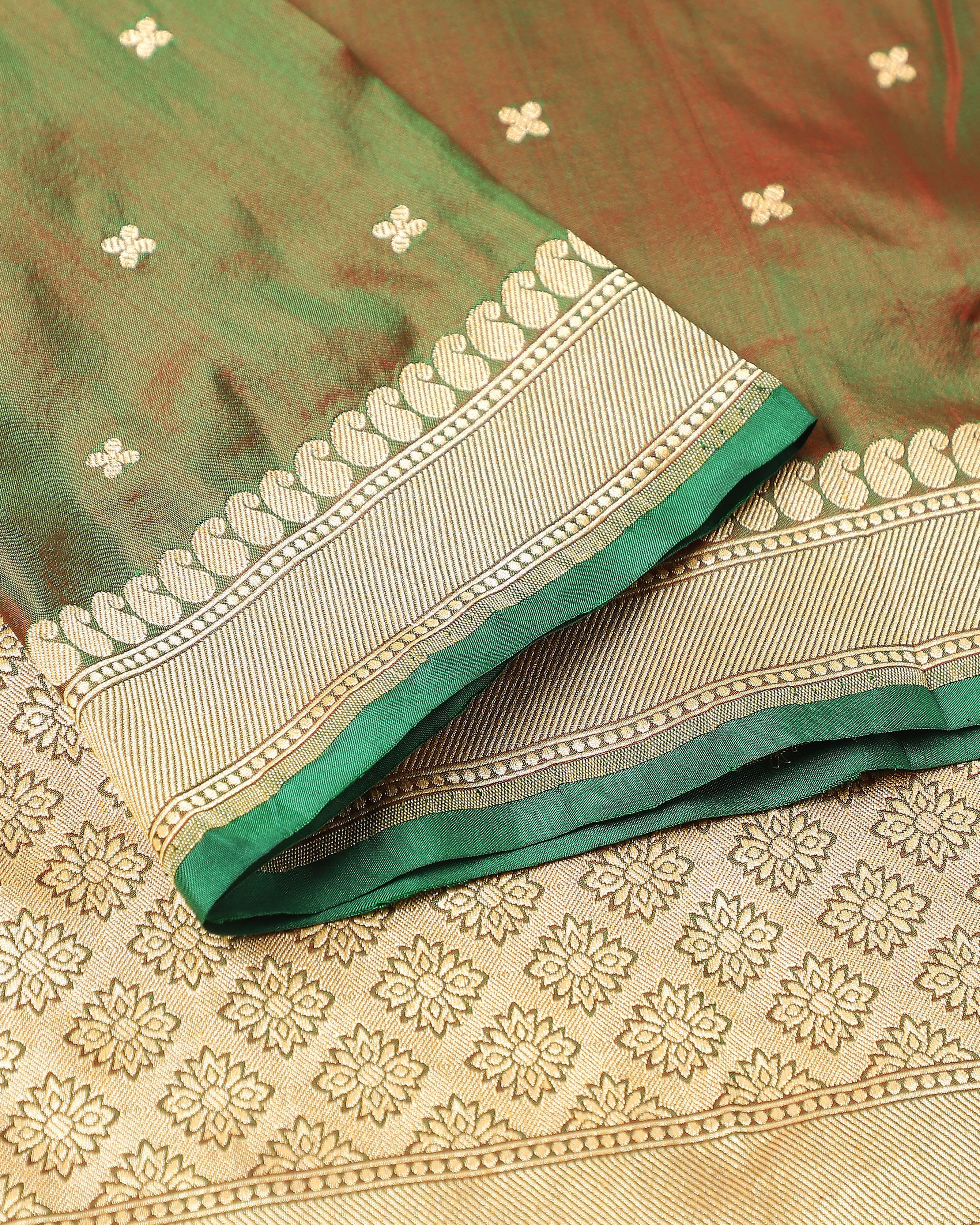 Sitar Banarasi Kadwa Silk Saree