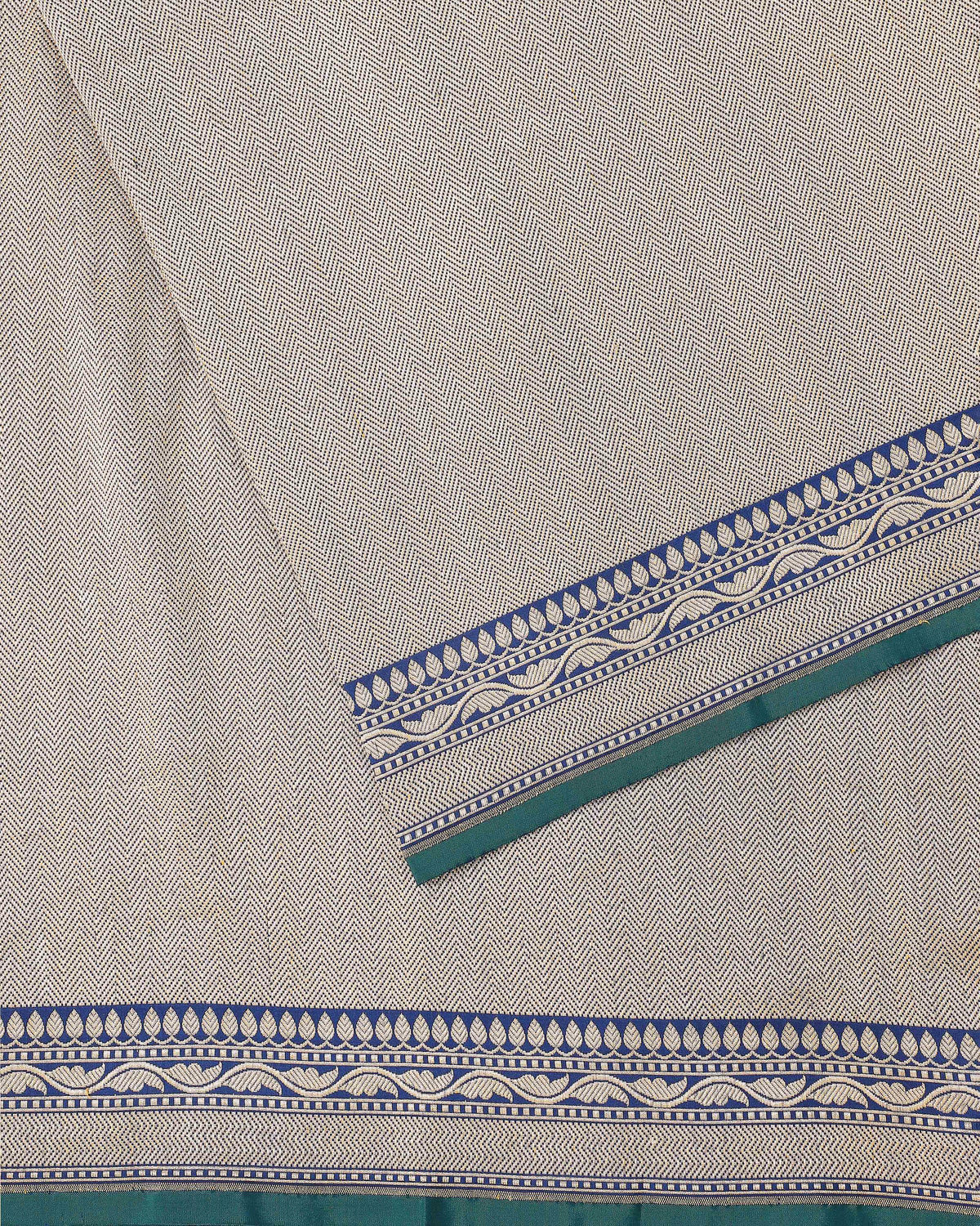 Shakuntala Banarasi Kadwa Silk Saree